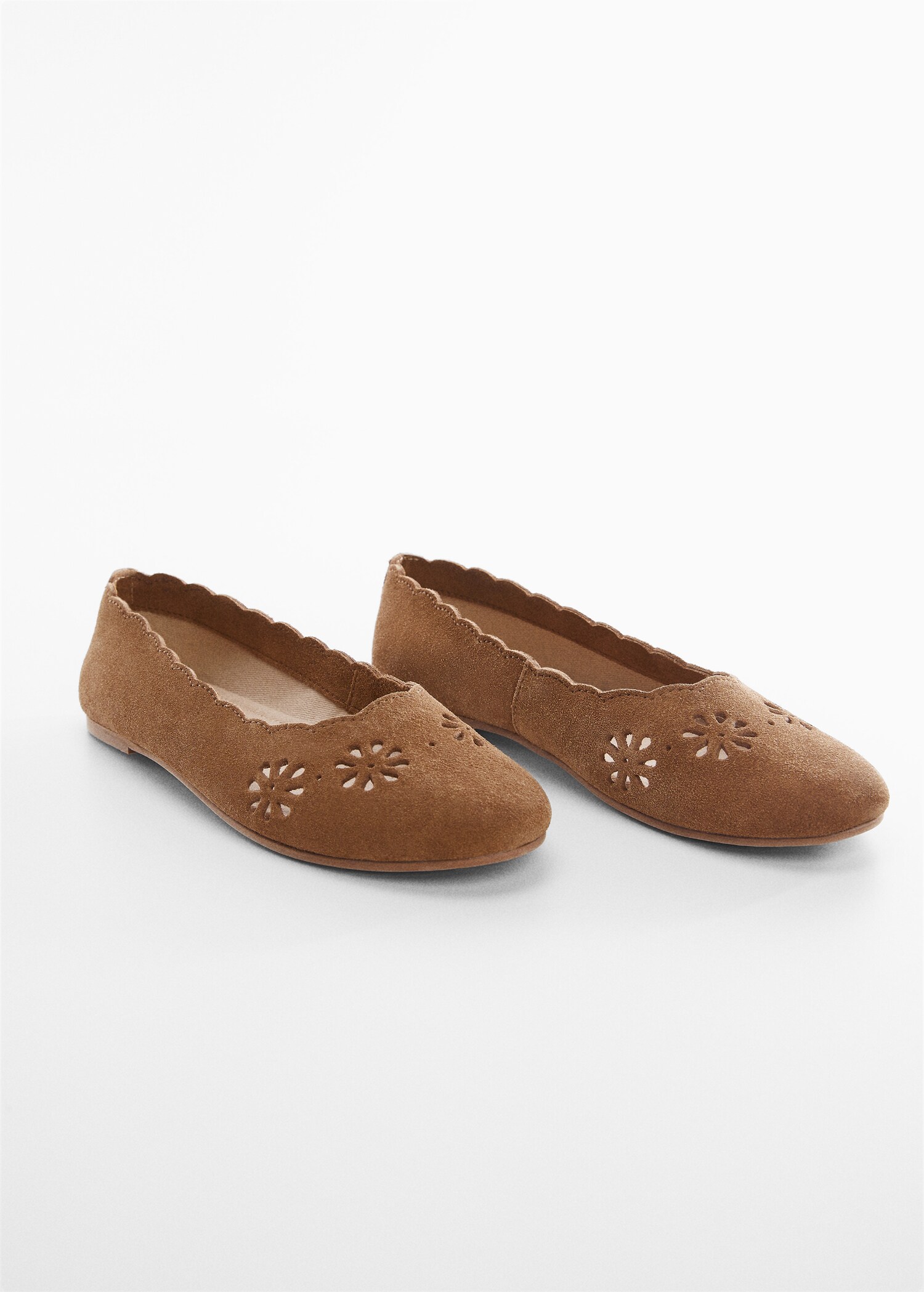 Leather ballet flats