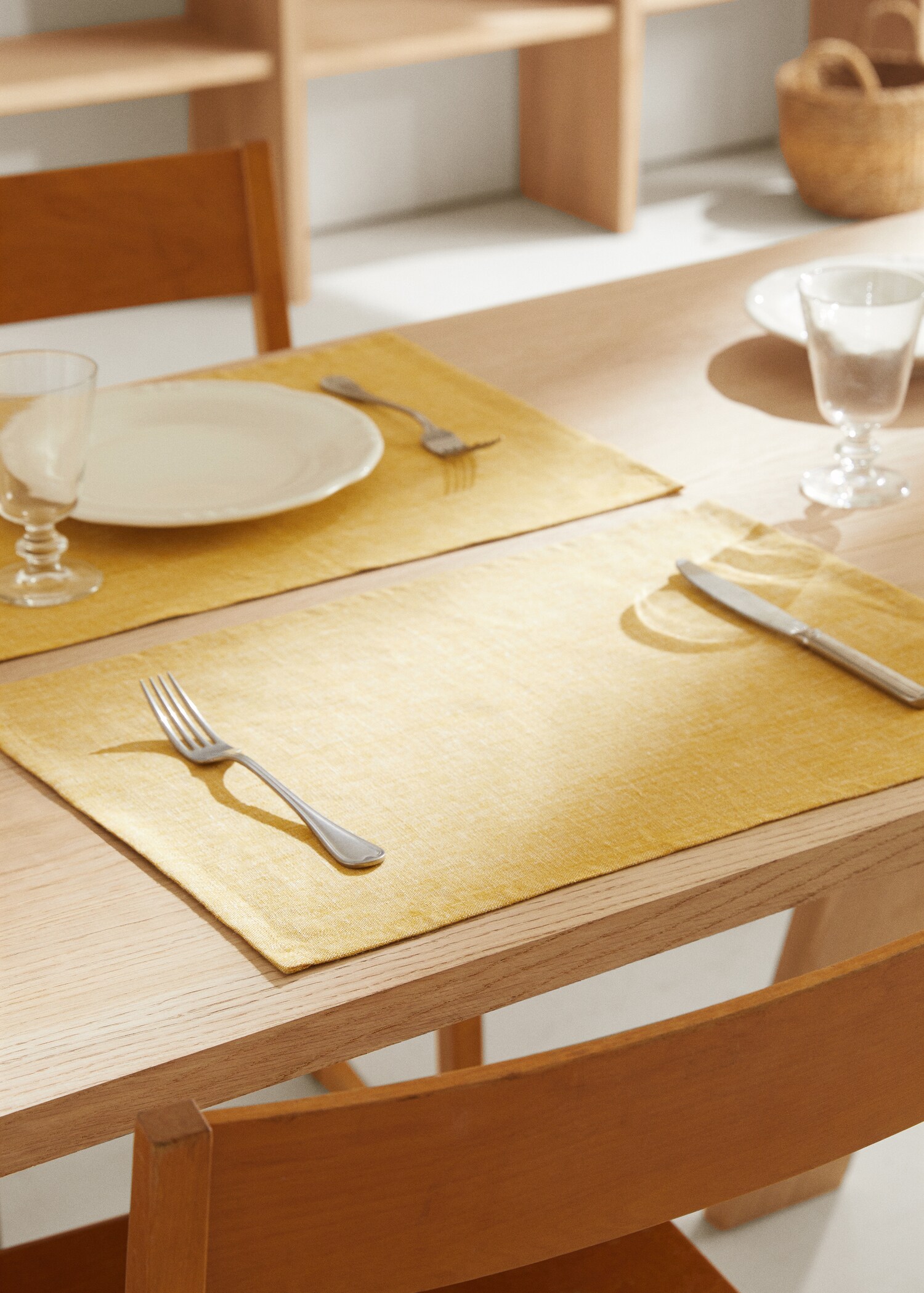 100% linen placemat