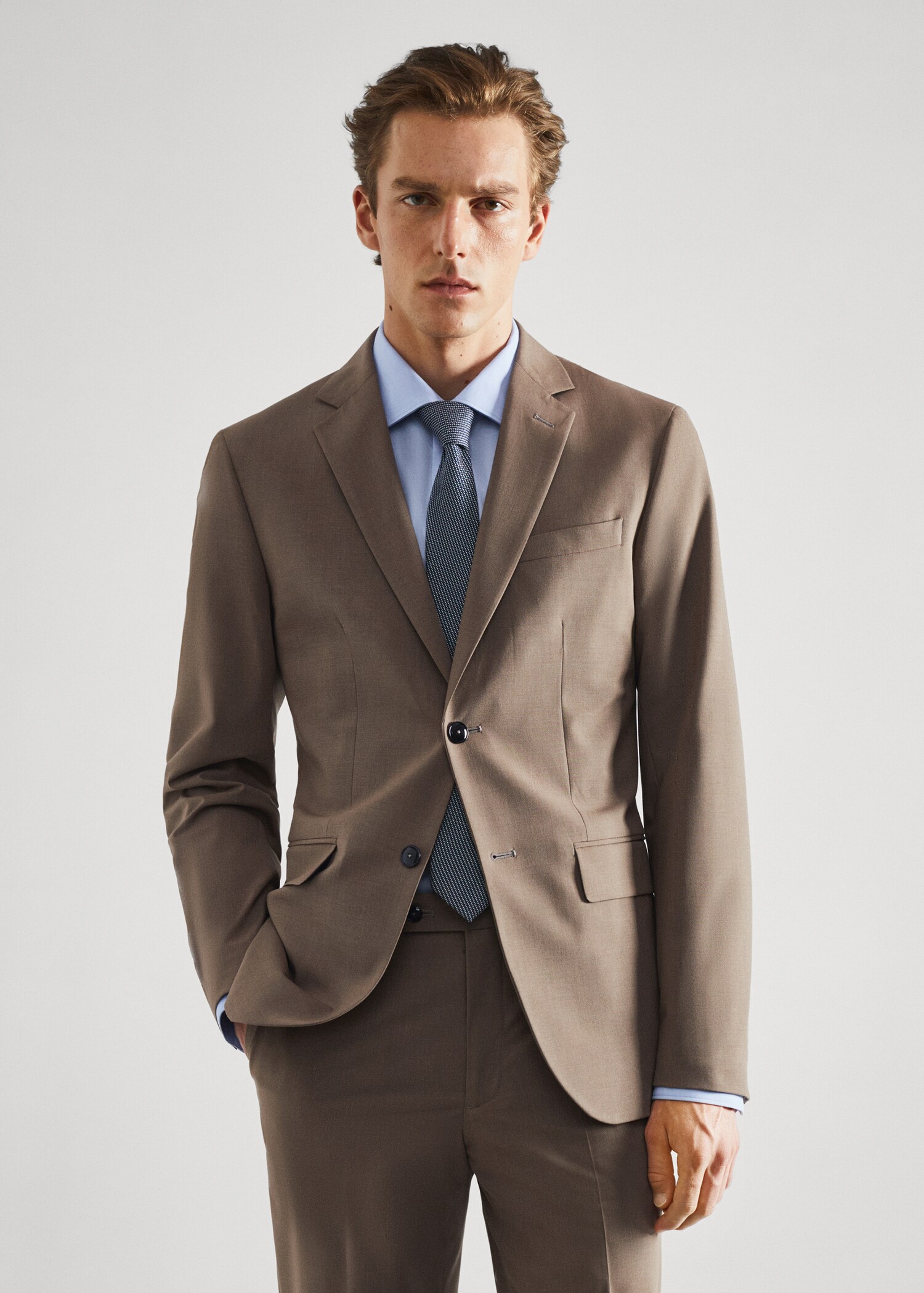 Stretch-fabric slim-fit suit blazer