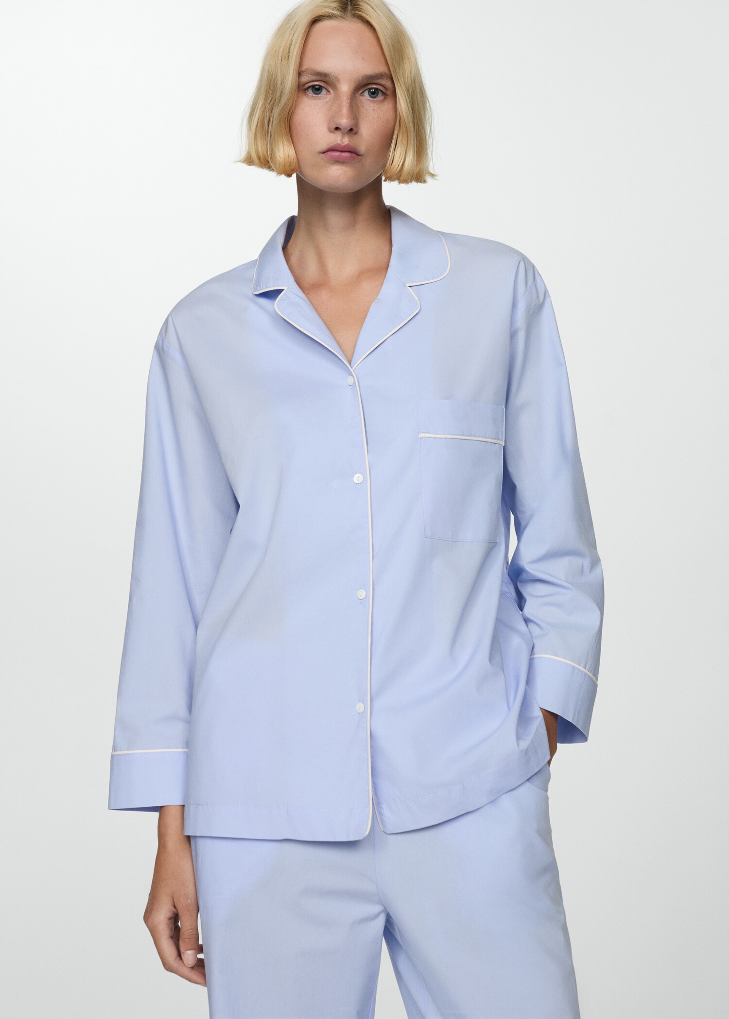 Pyjama shirt with contrasting finish