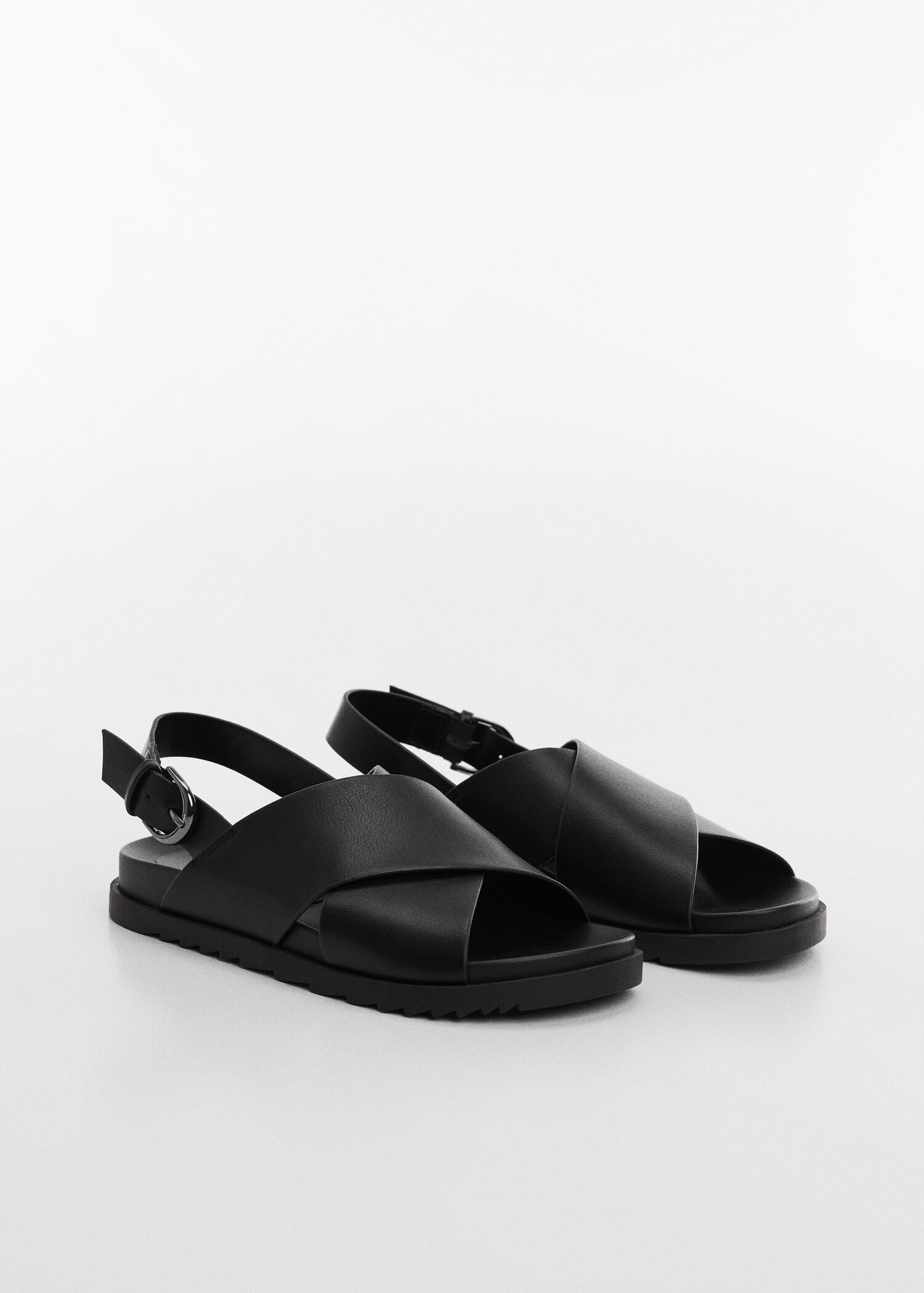 Buckle strap sandals