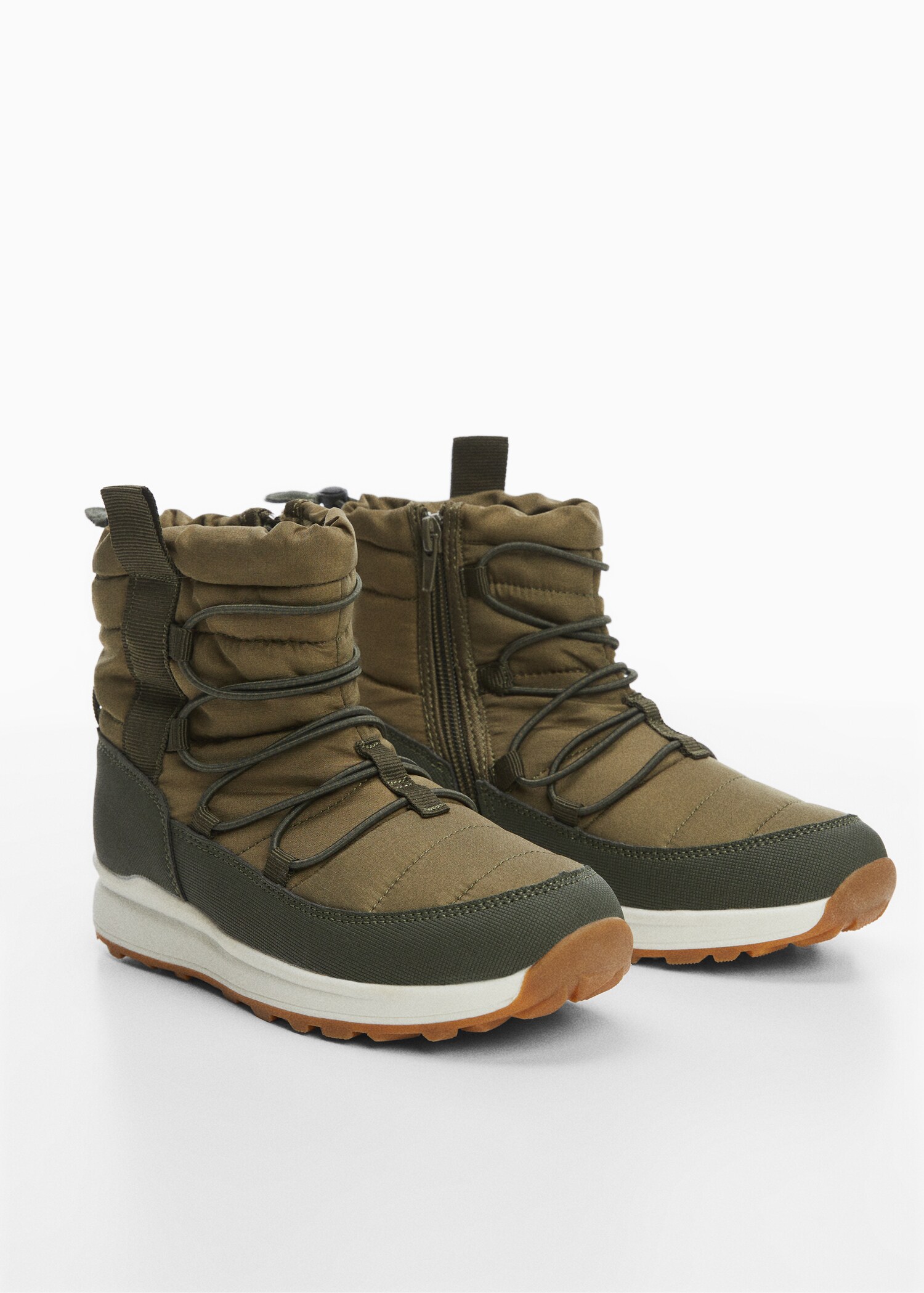 Mountain boot laces