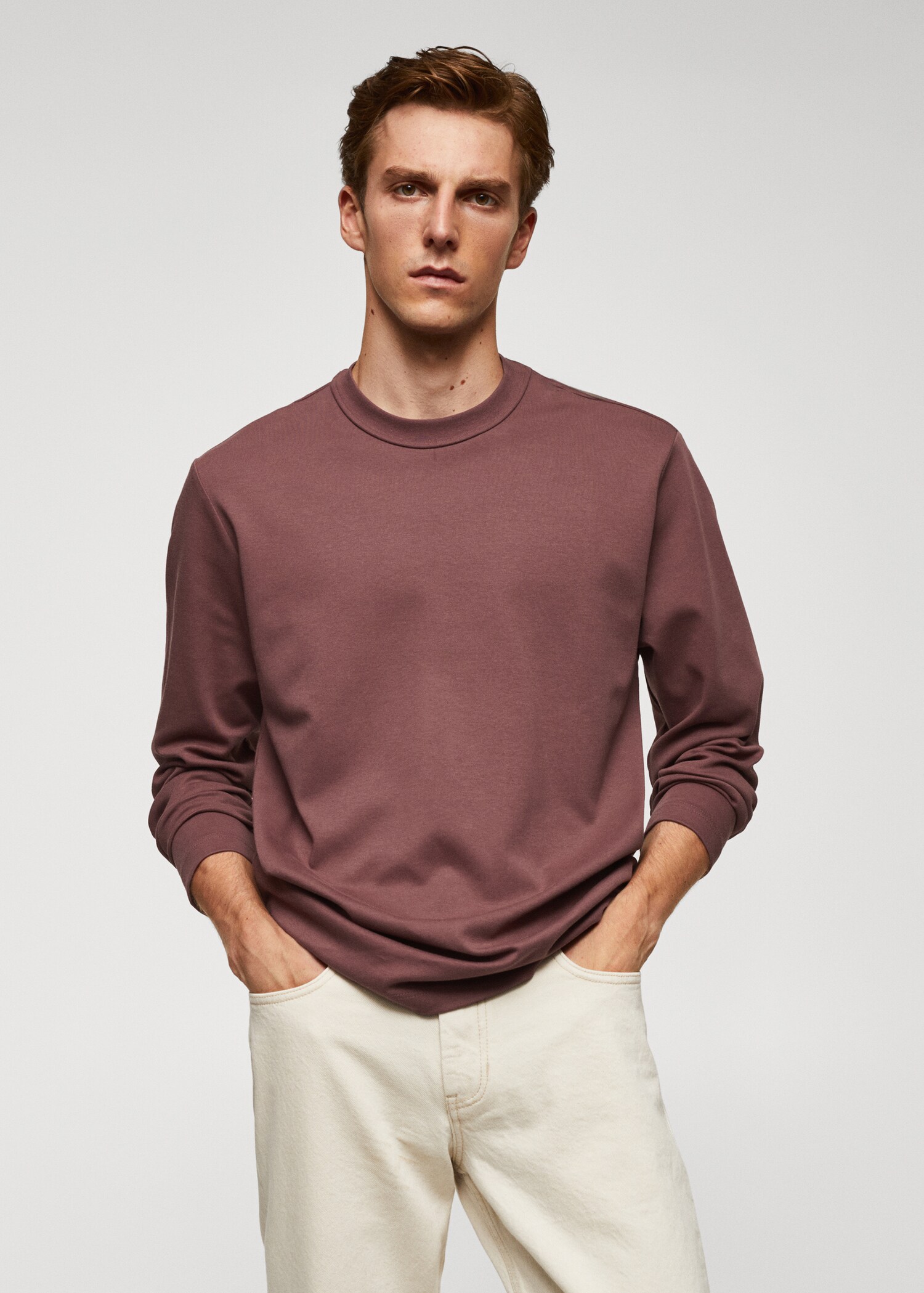 100% cotton long-sleeved t-shirt
