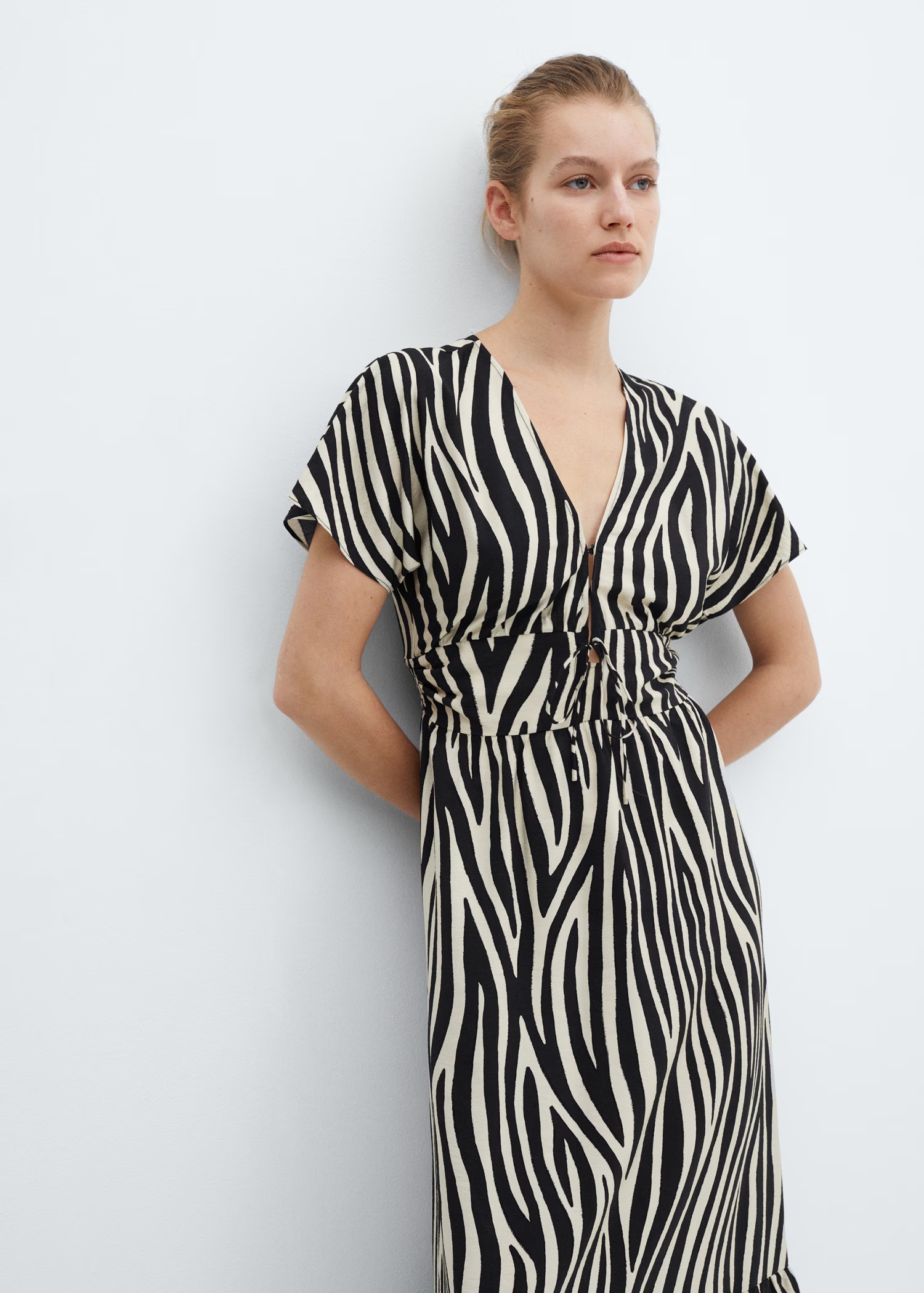 Printed cut-out detail dress