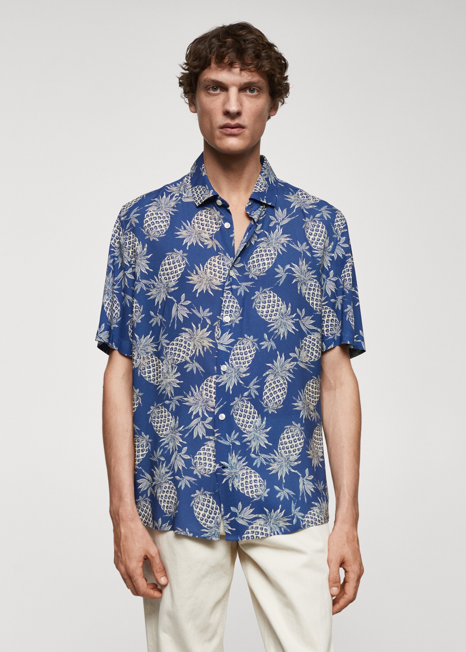 Regular-fit pineapple-print shirt