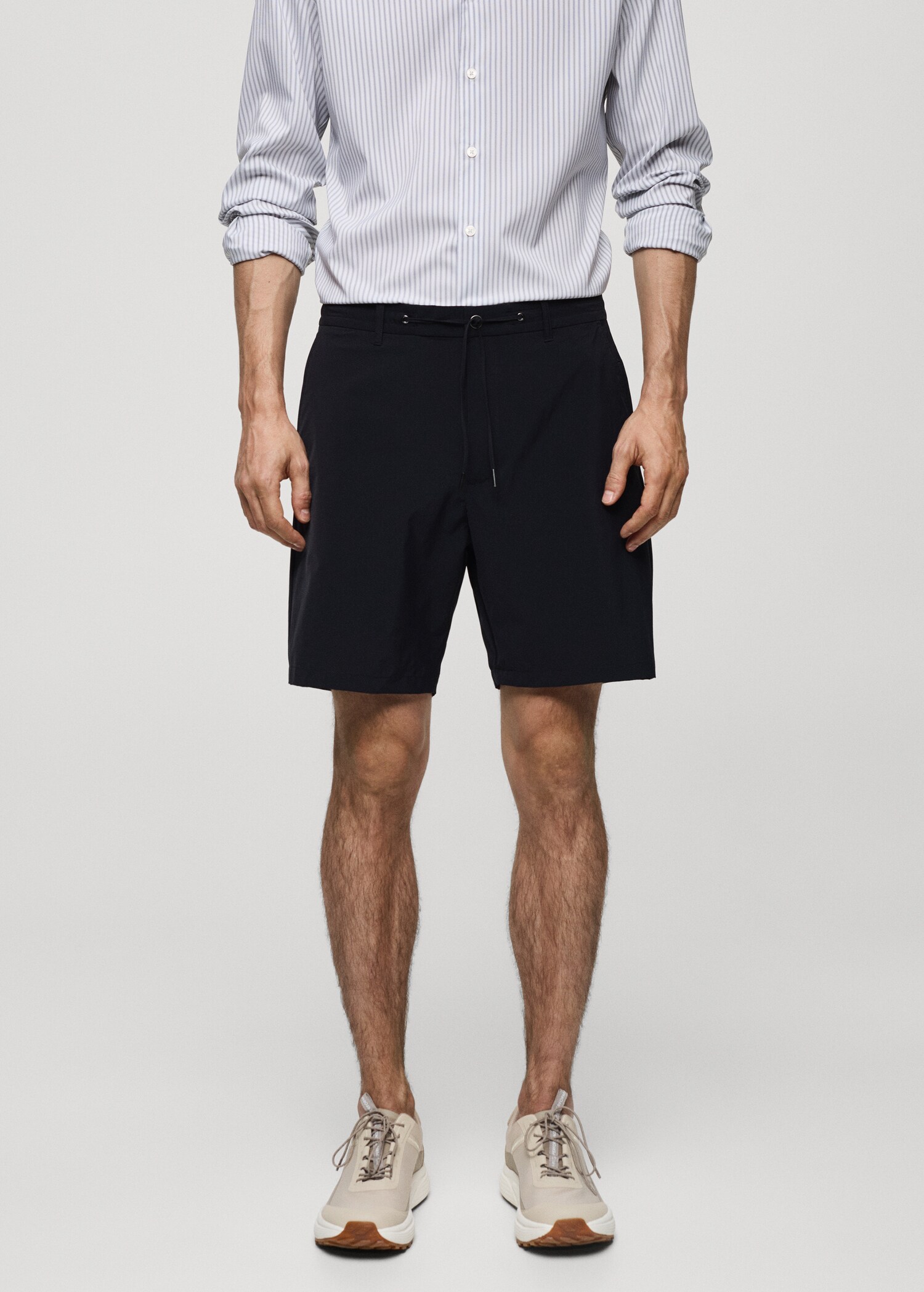 Regular-fit bermuda shorts with drawstring