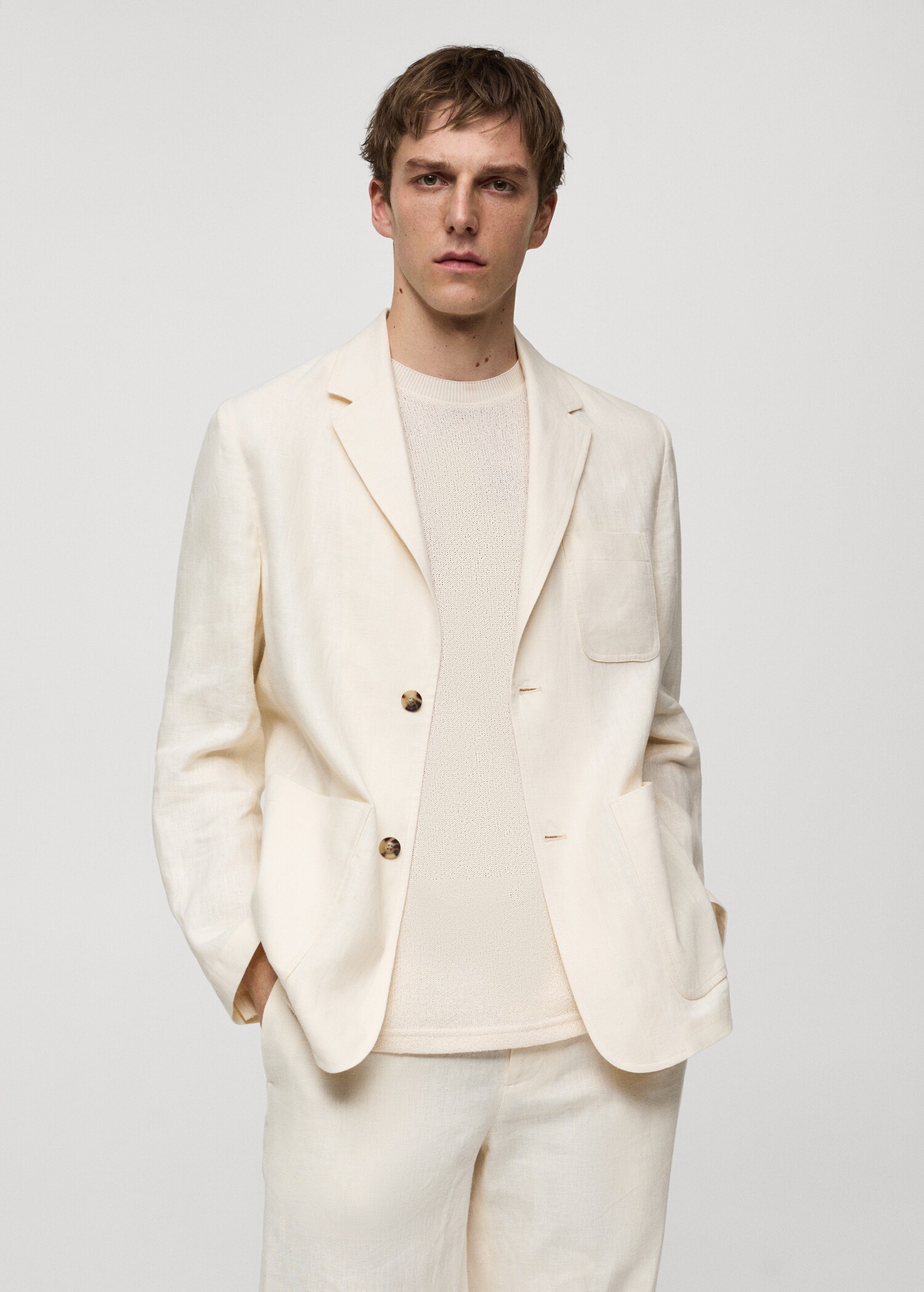 100% relaxed-firt linen jacket with pockets