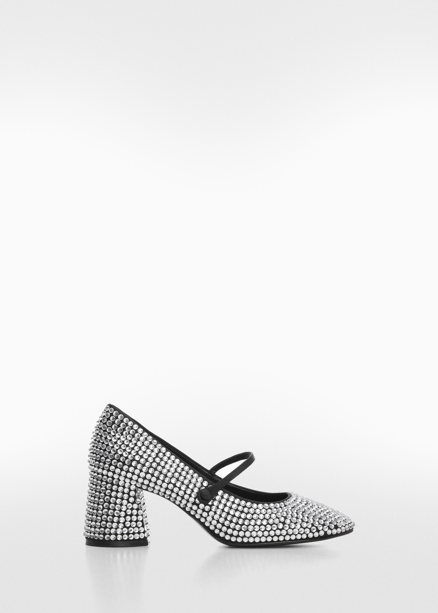 Shoes with shiny heels