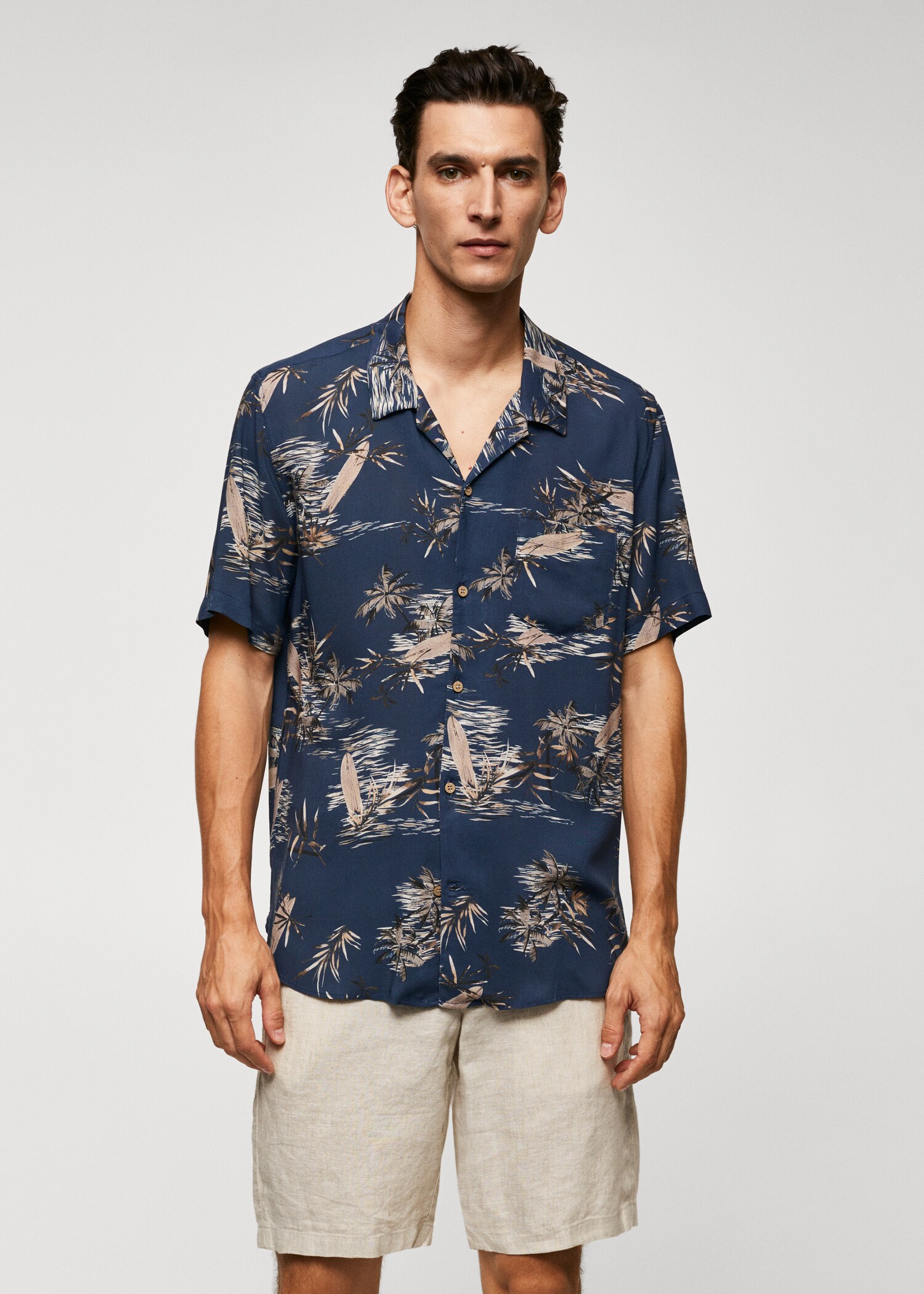 Regular-fit leaf-print shirt