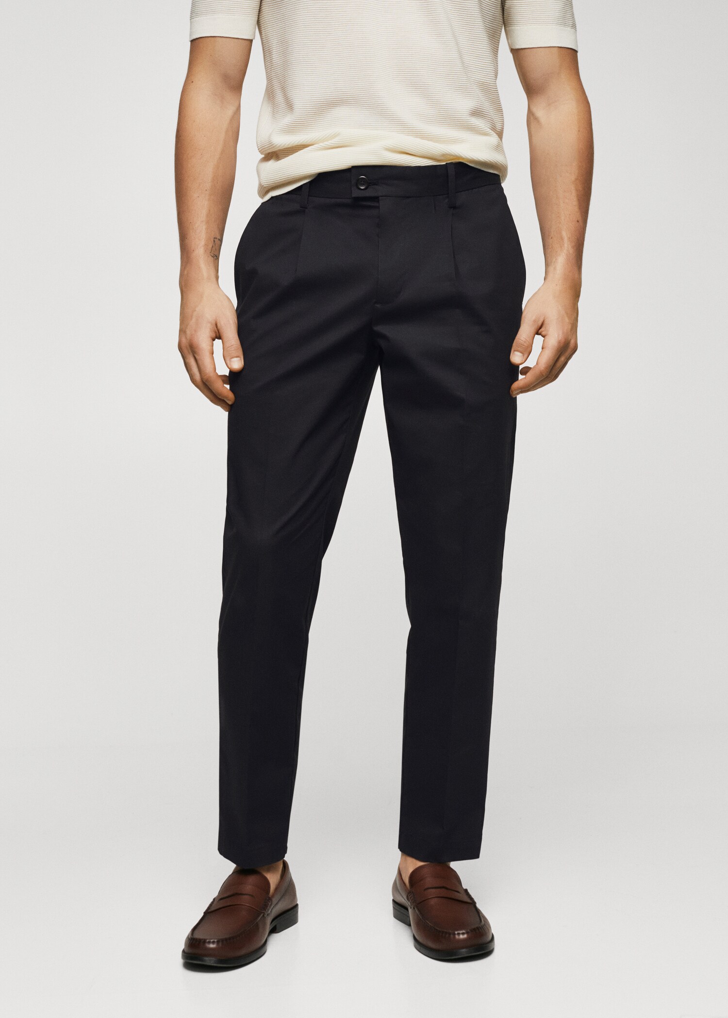 Cotton pleated pants