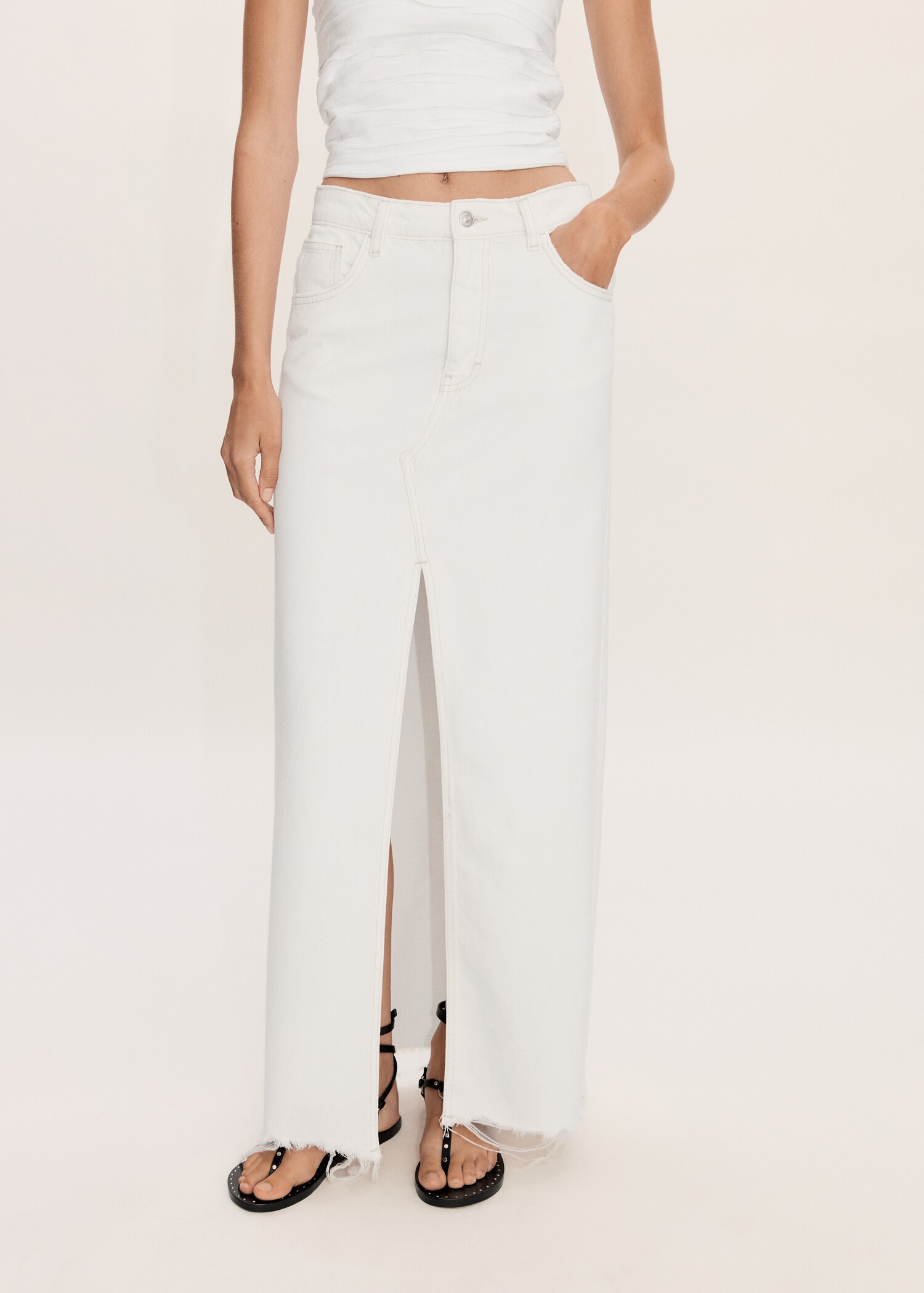 Slit denim skirt
