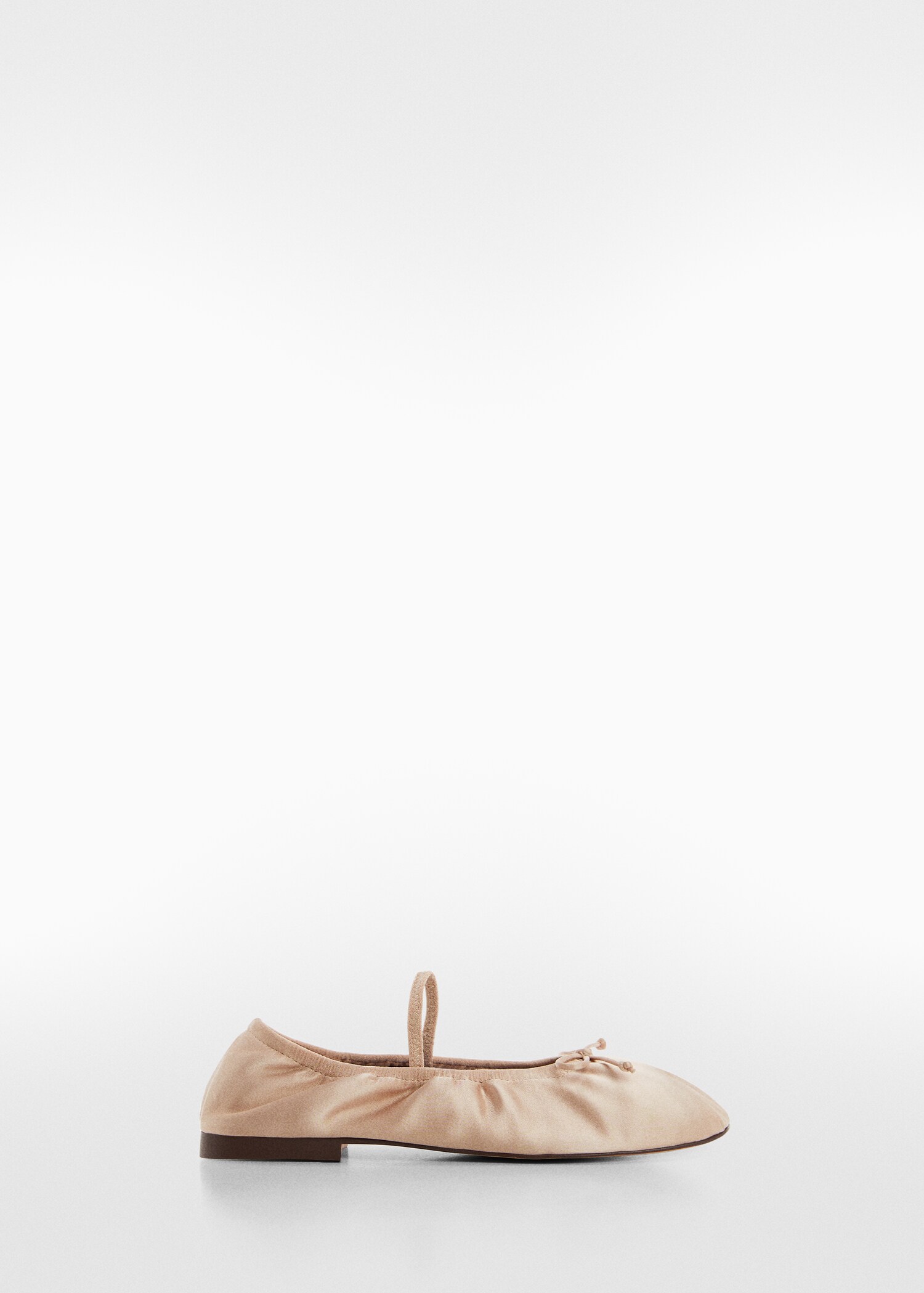 Elastic satin ballet flats