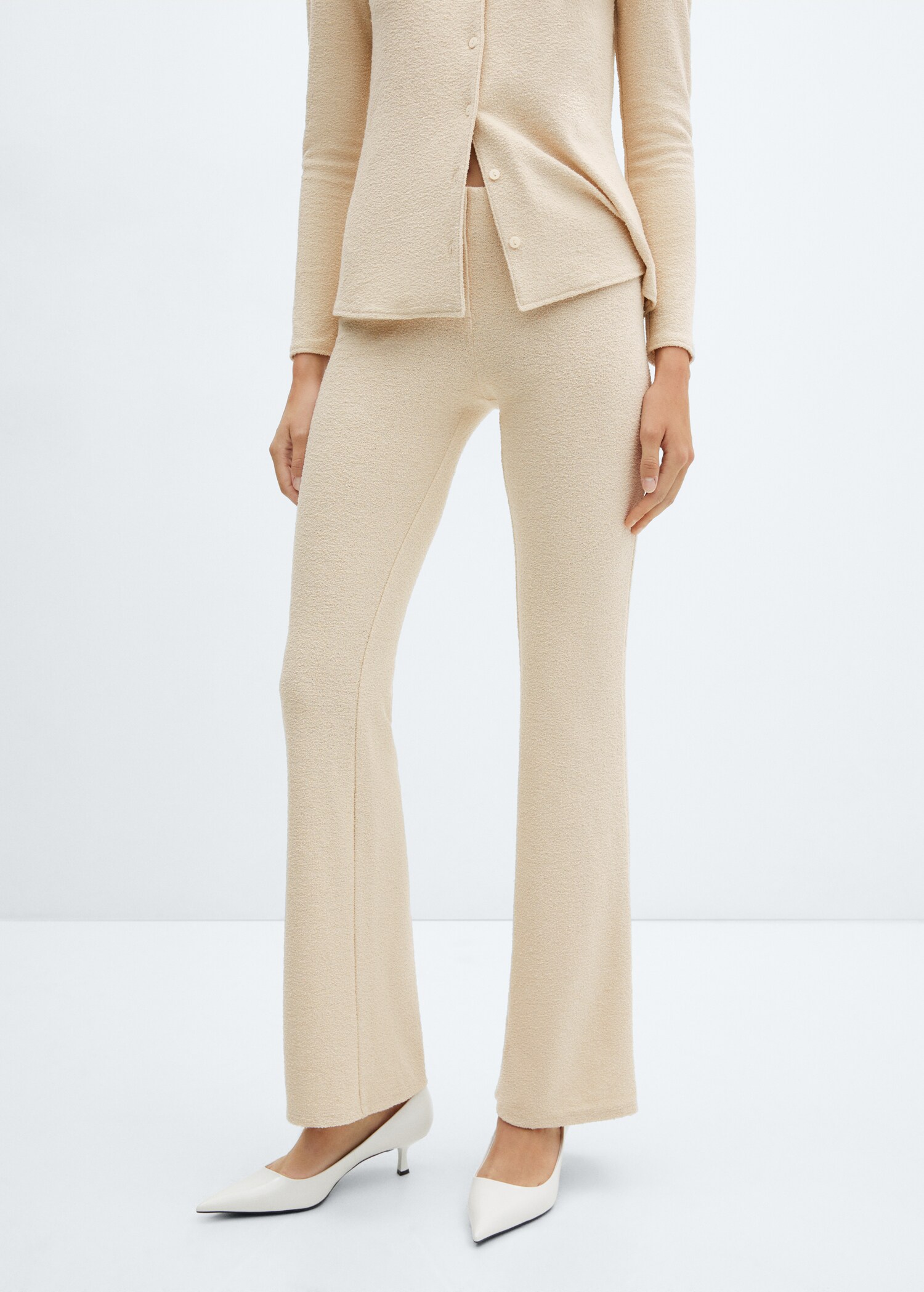 Flared knitted pants