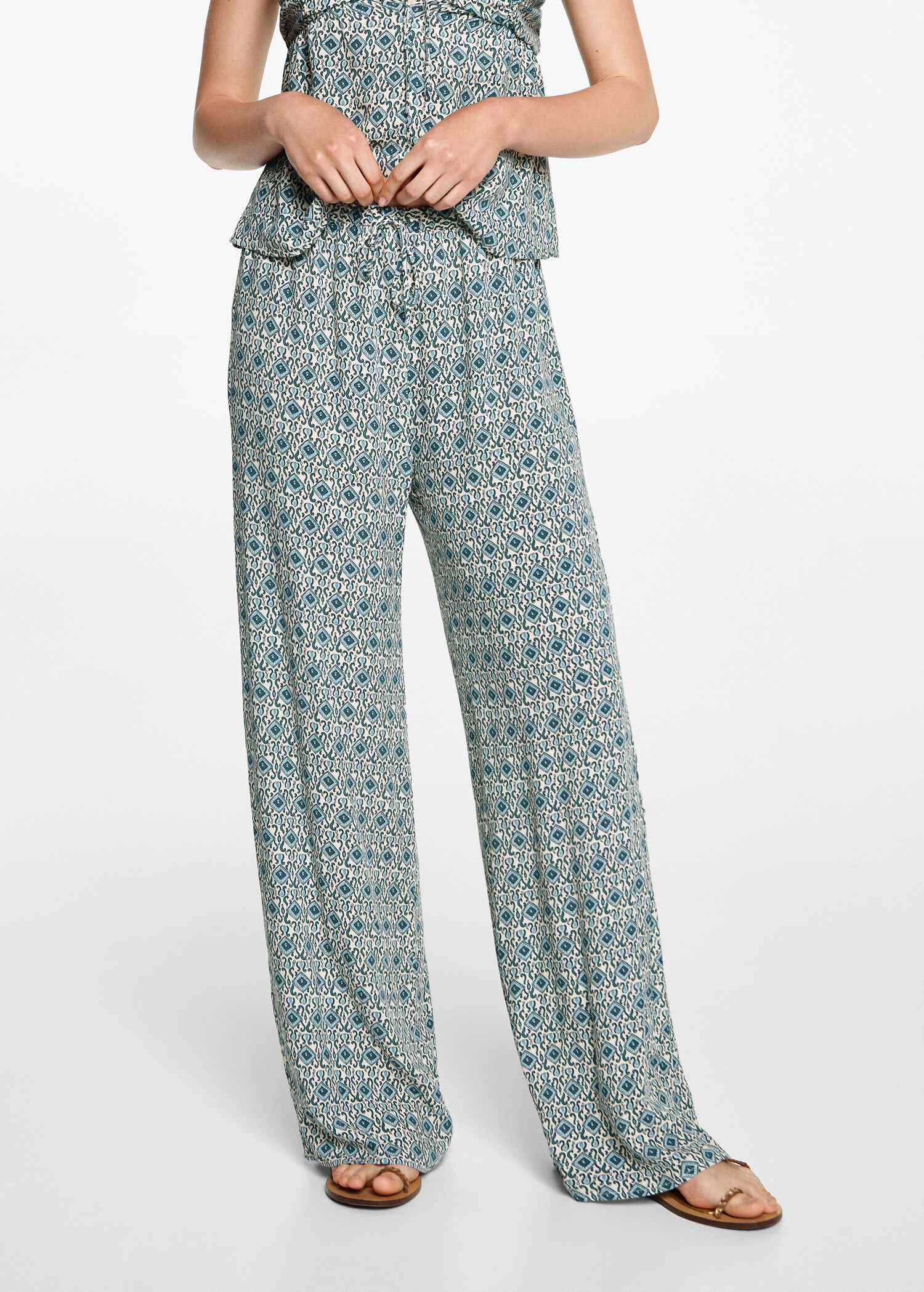 Printed straight pants