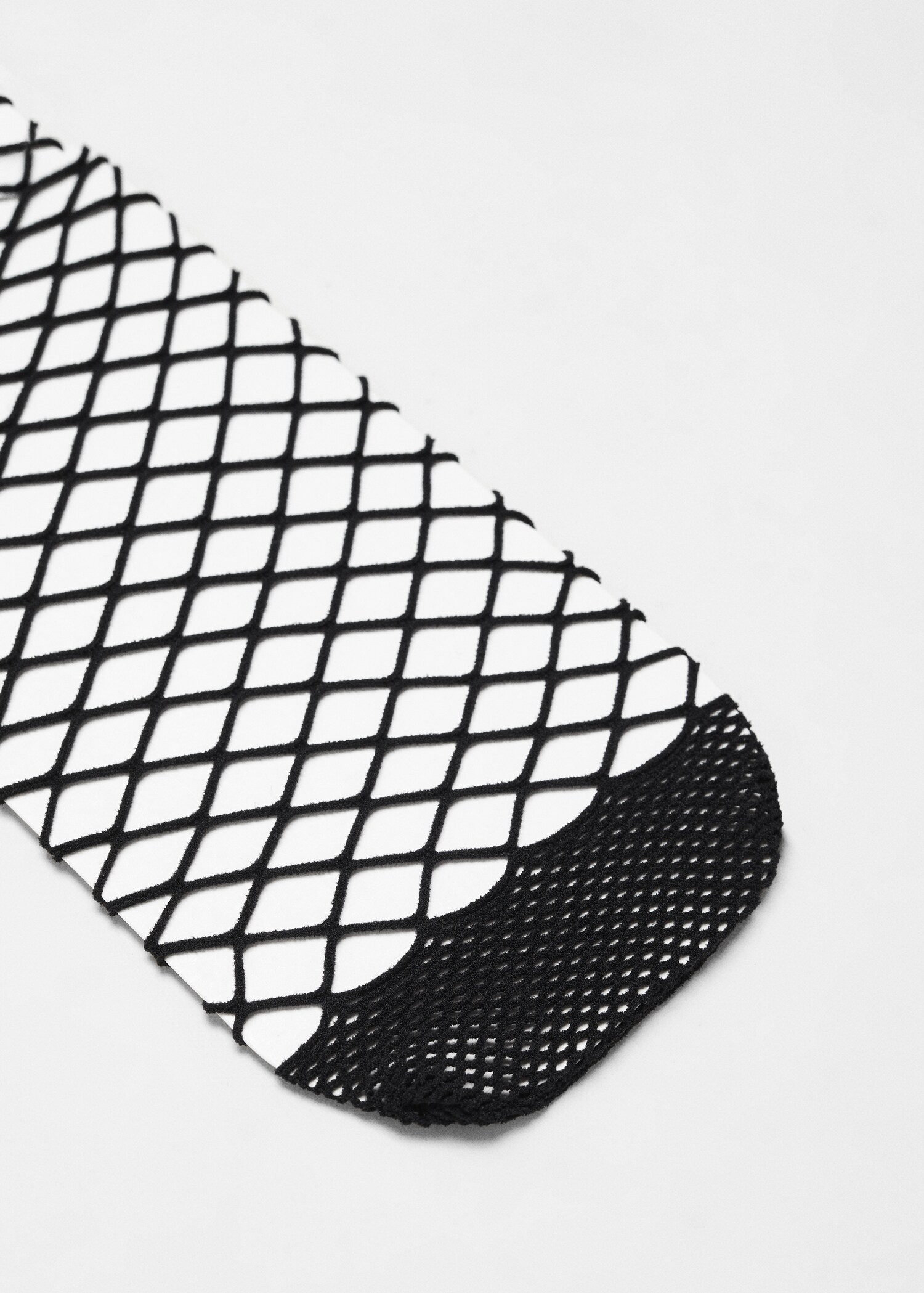 Fishnet  tights