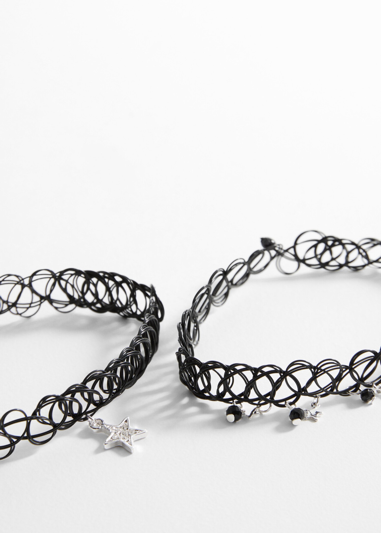 2 chokers pack