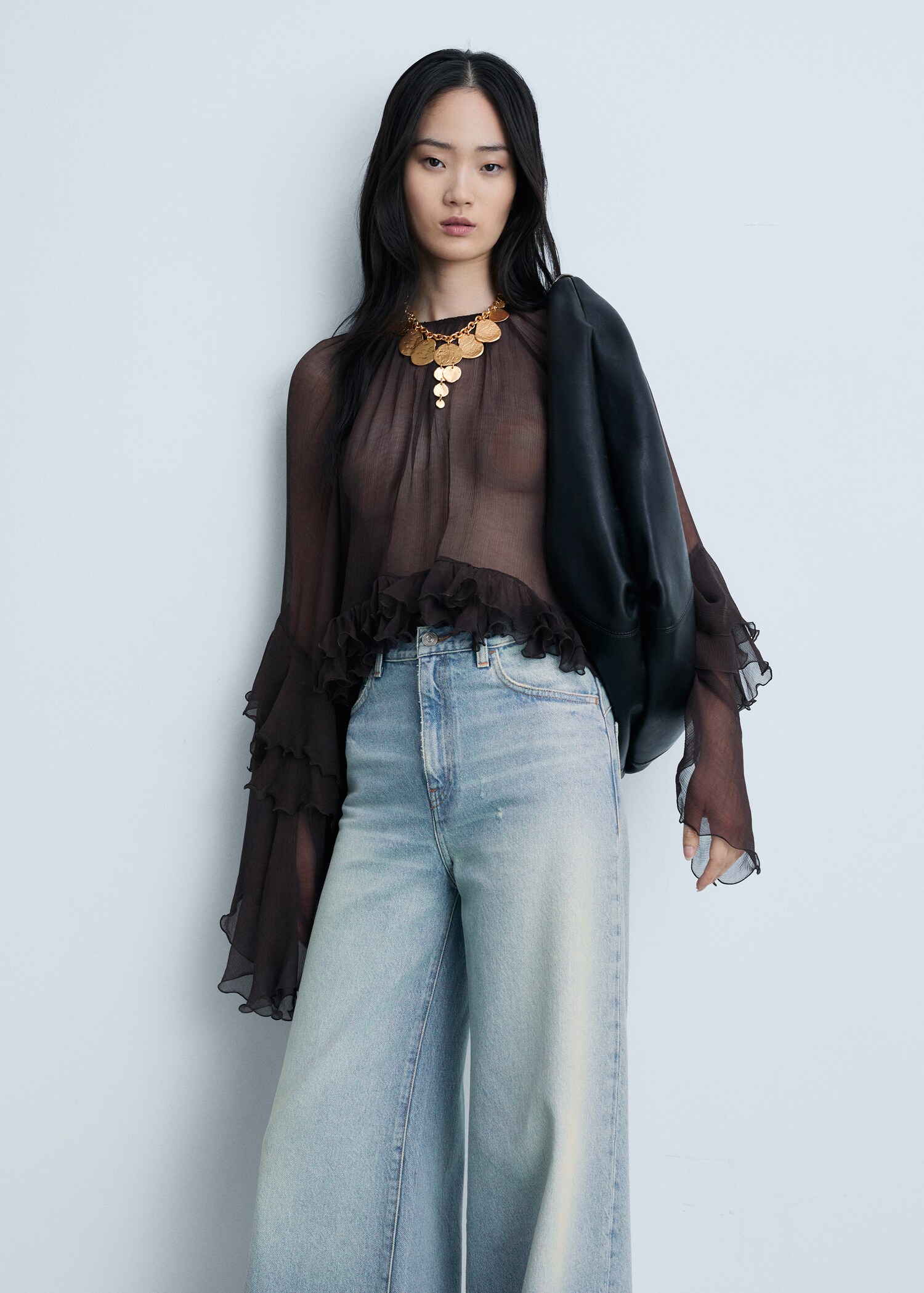 Wideleg low frayed hem jeans