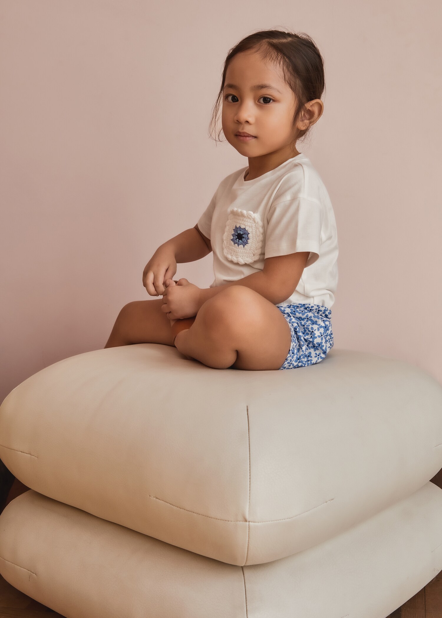 Embroidered detail cotton T-shirt