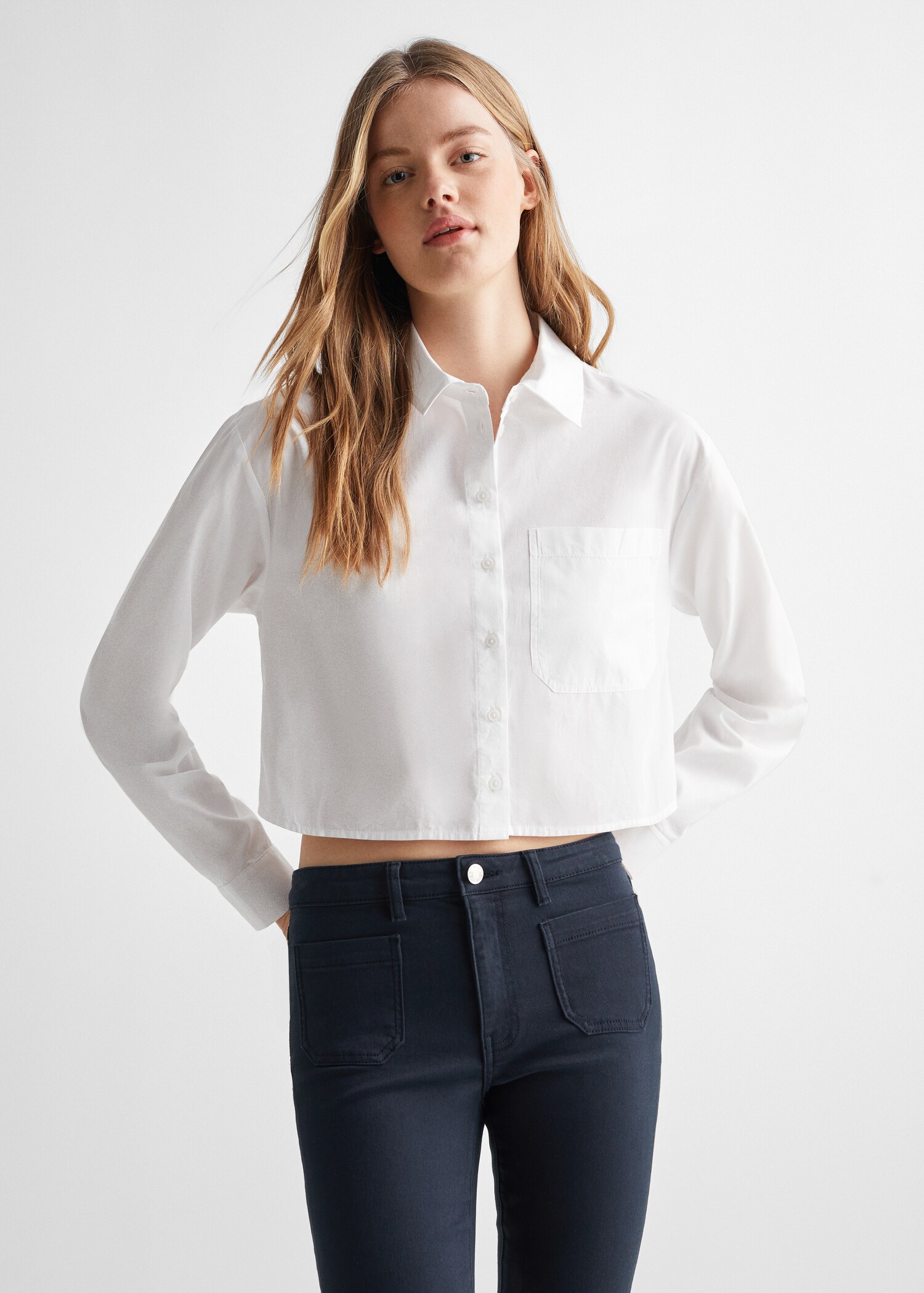 Flared jeans with pocket