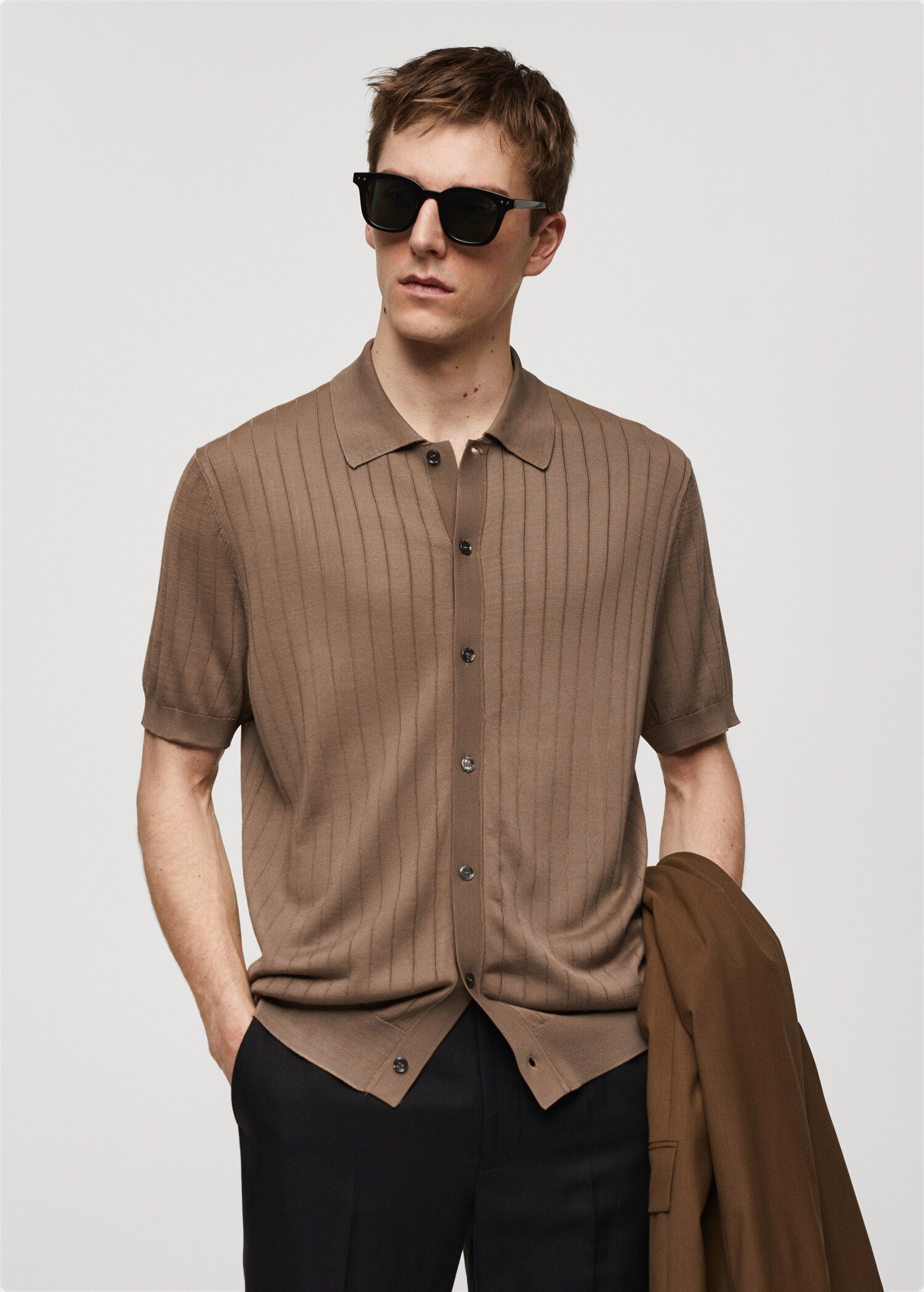 Knitted polo shirt with buttons