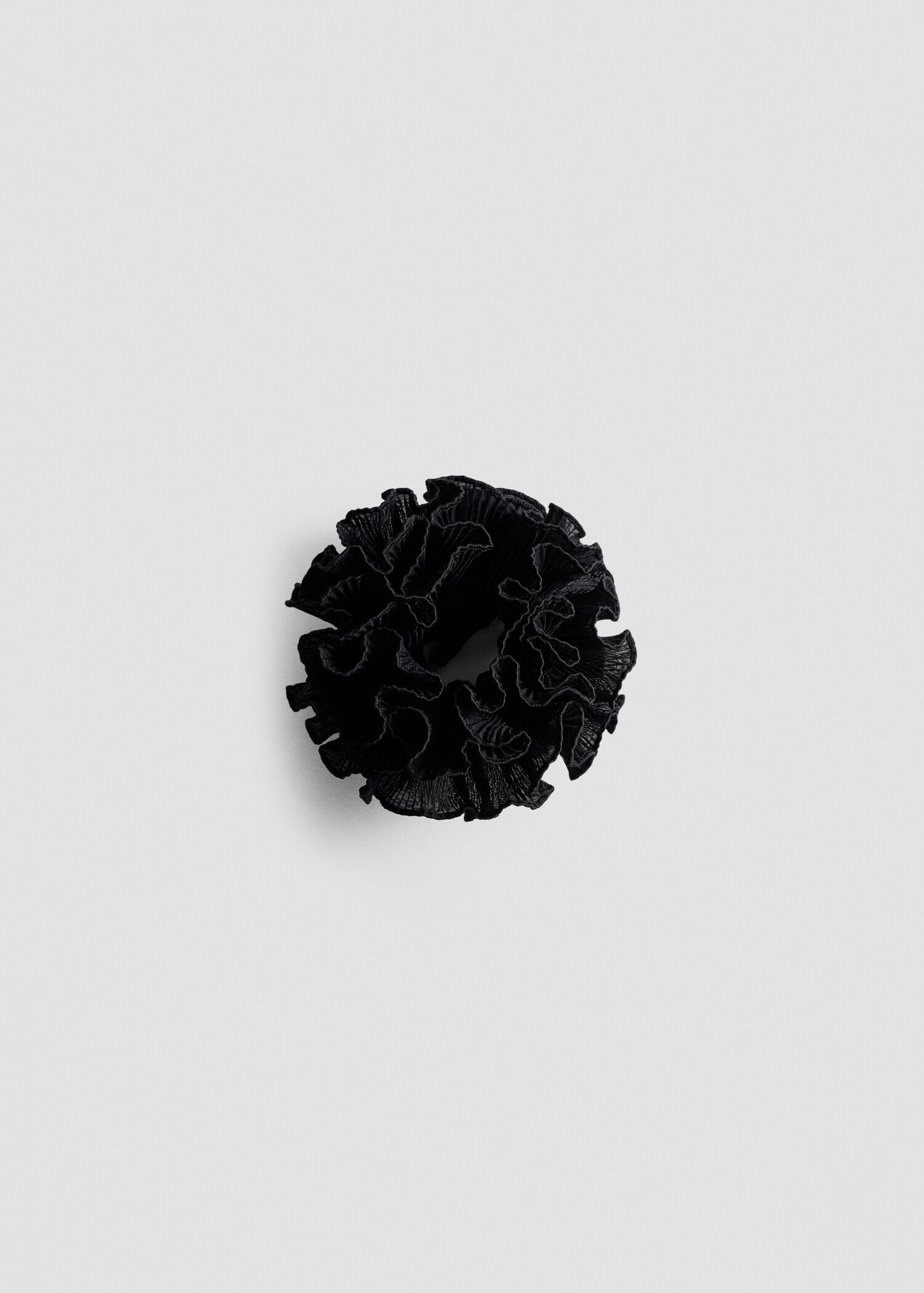 Maxi-flower scrunchie