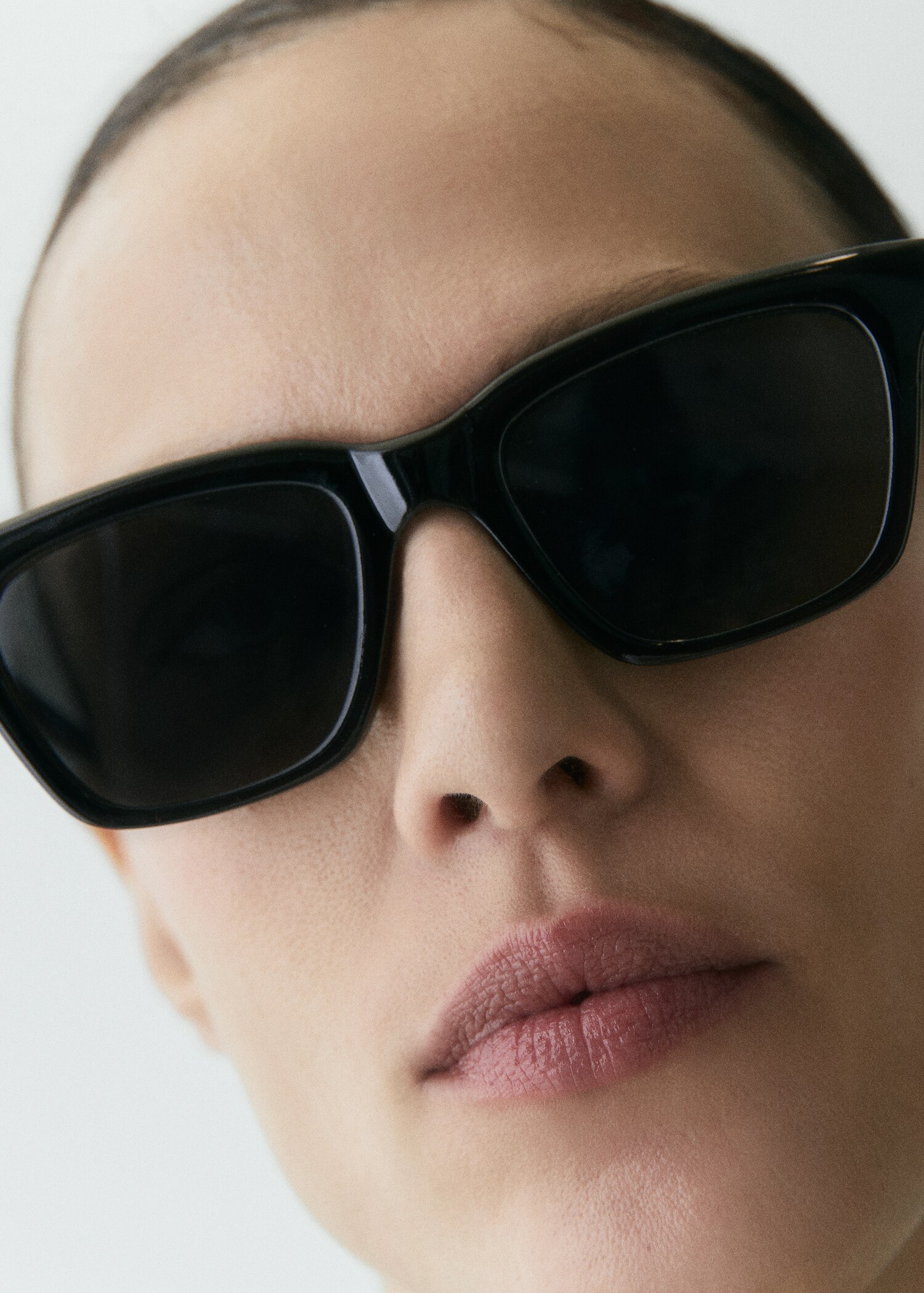 Resin frame sunglasses