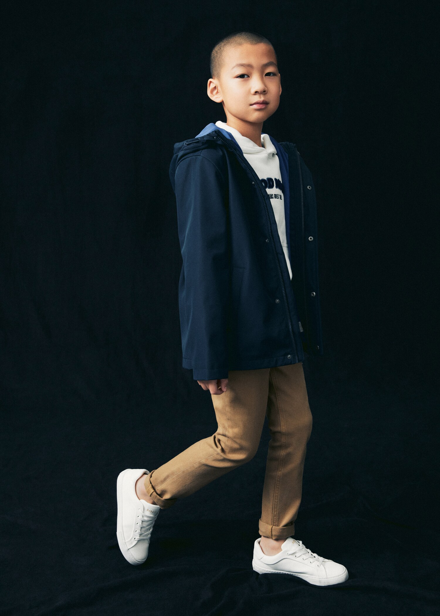 Hooded water-repellent parka