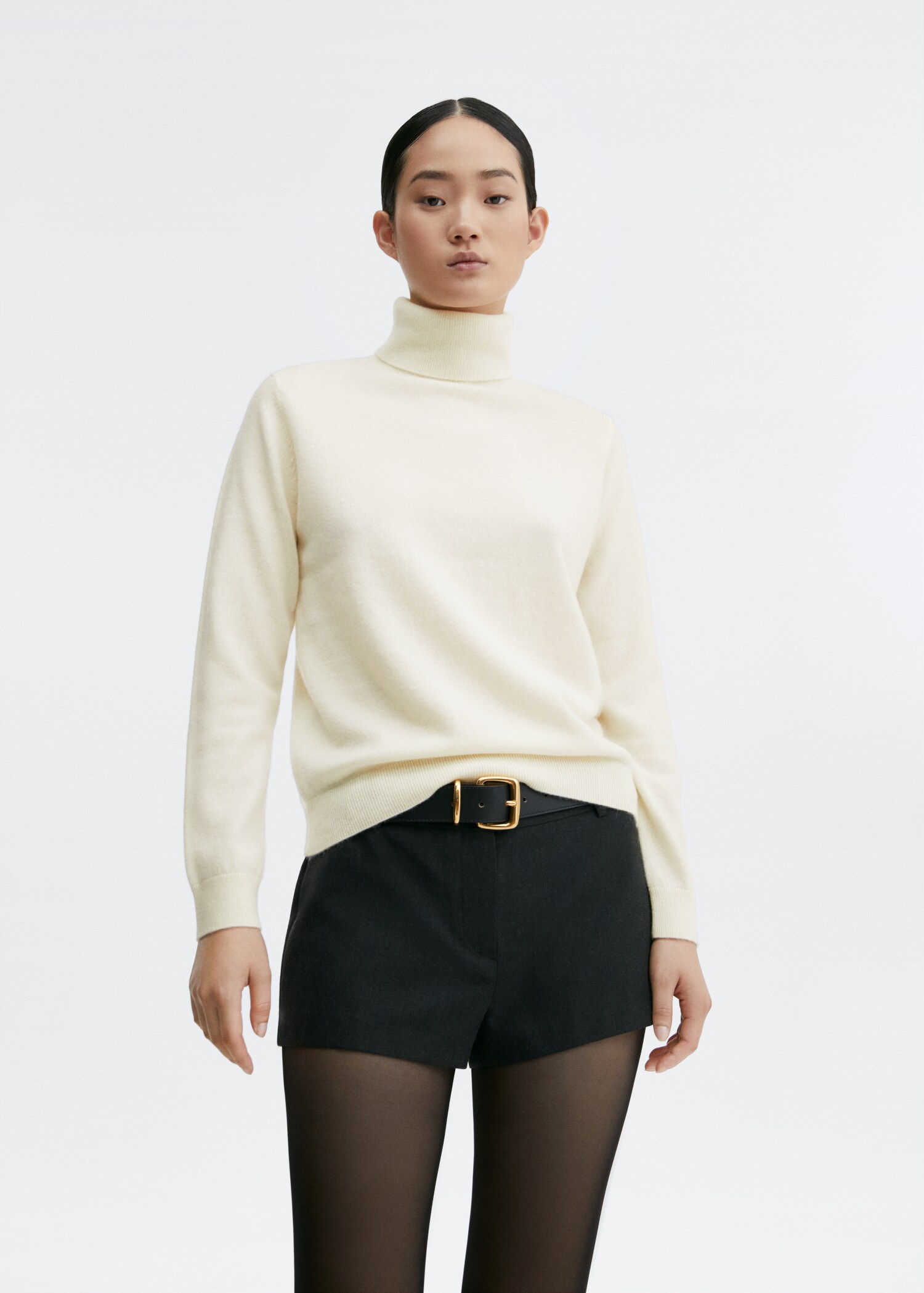 100% cashmere turtleneck sweater