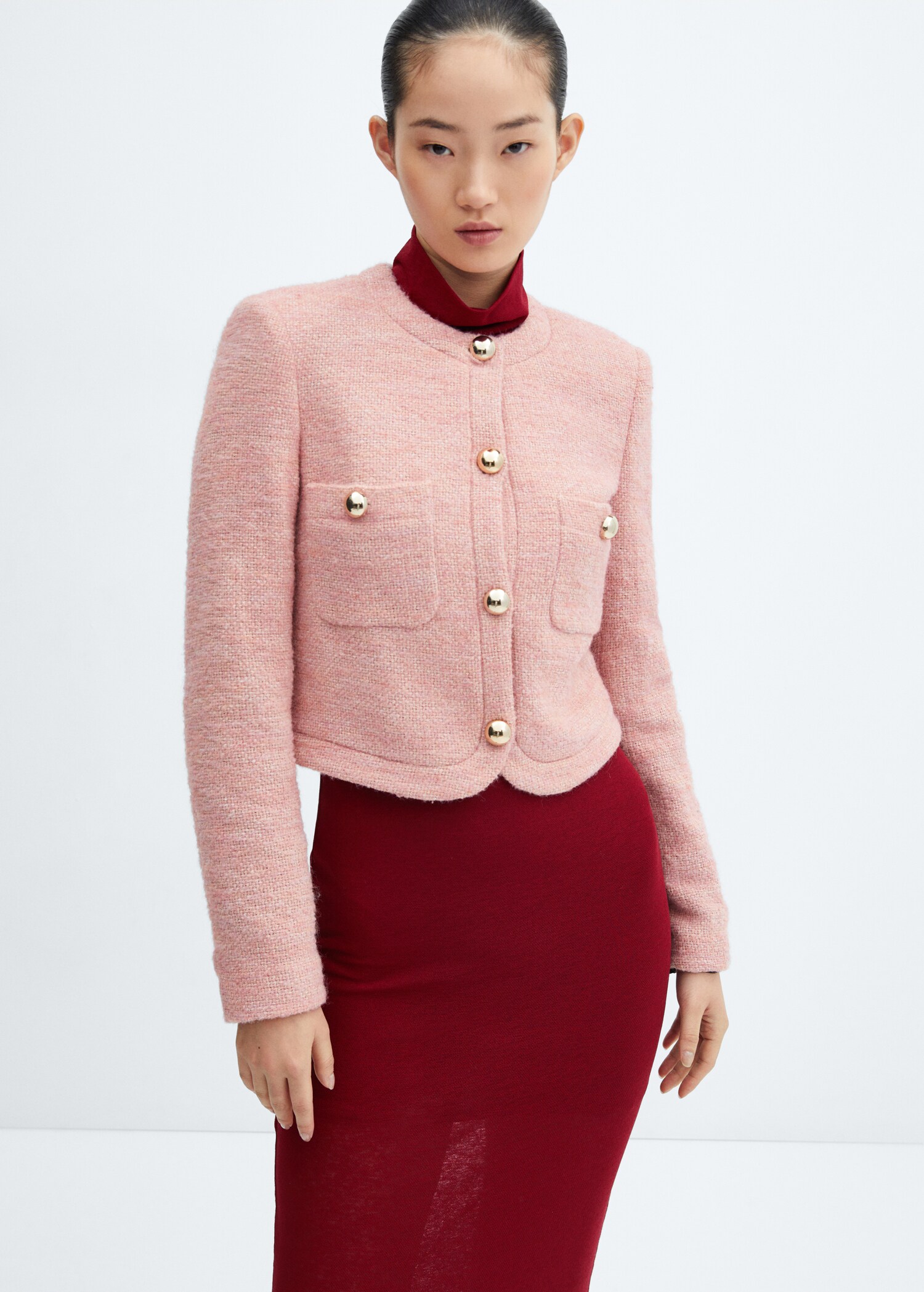 Knitted buttoned jacket