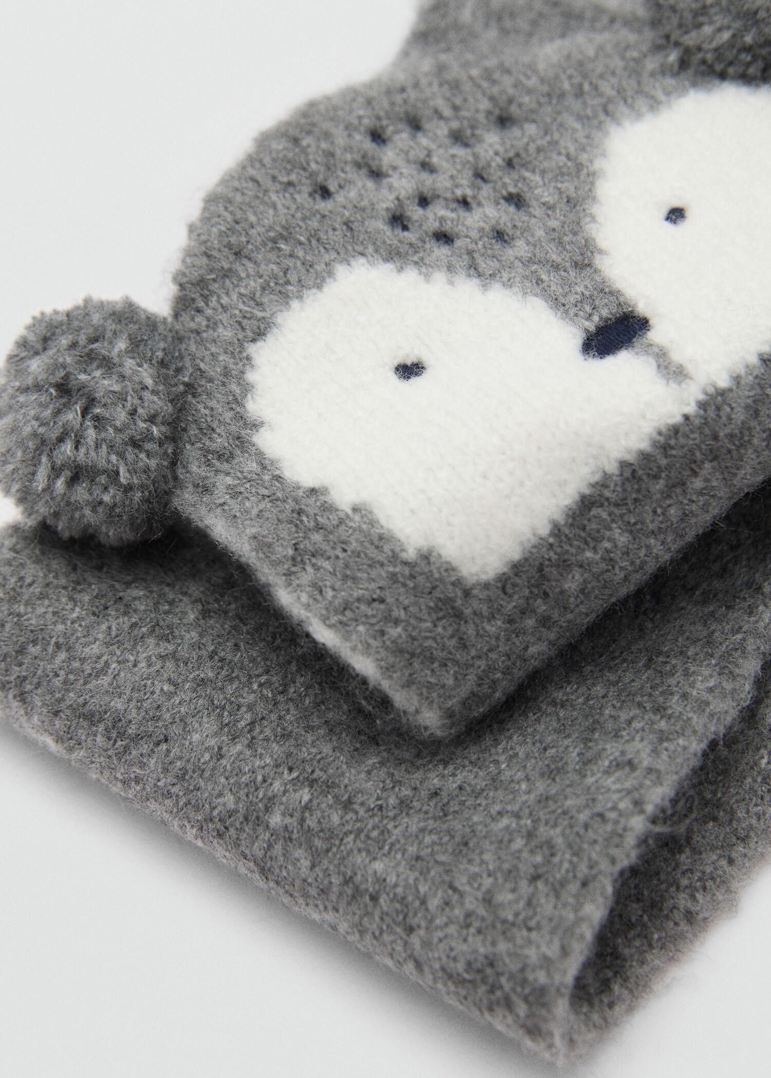 Raccoon scarf