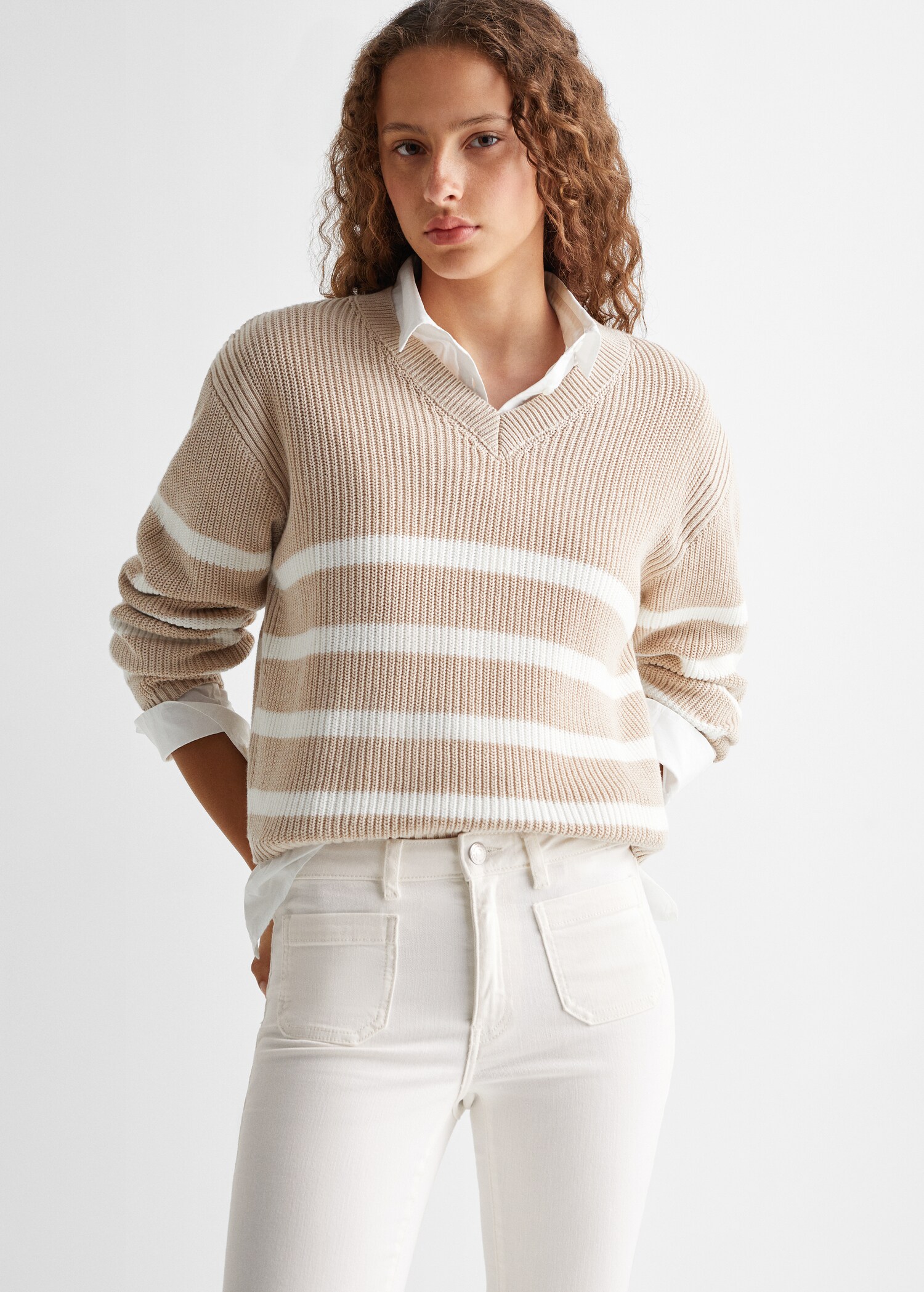 Flared jeans with pocket