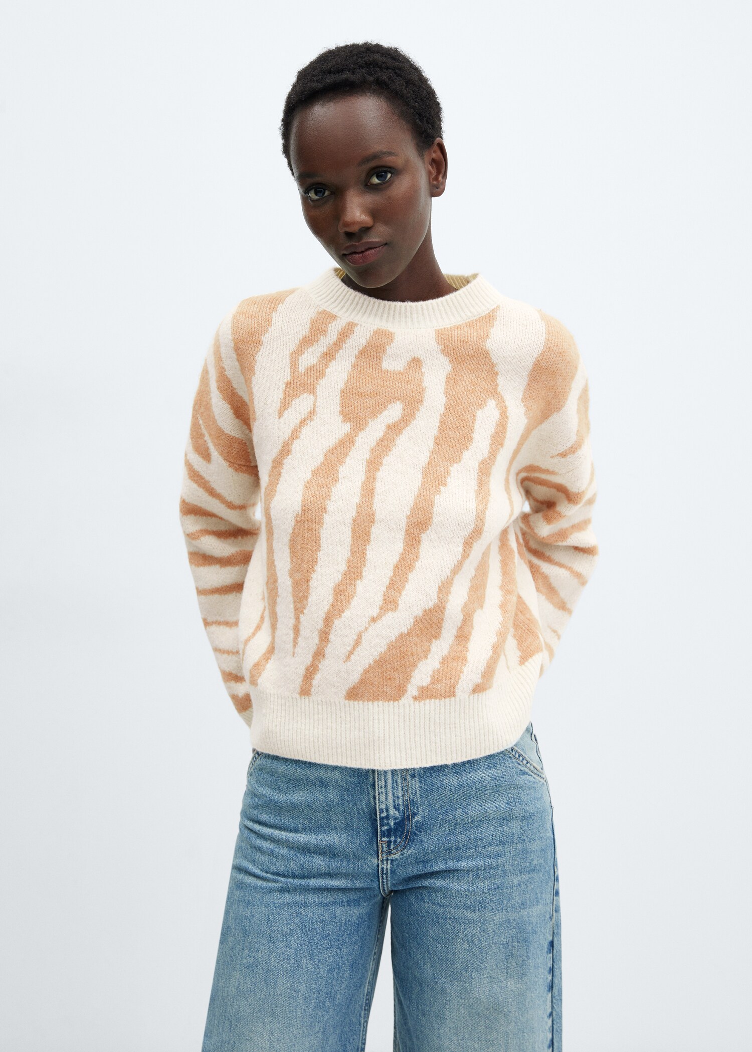 Animal-print knitted sweater