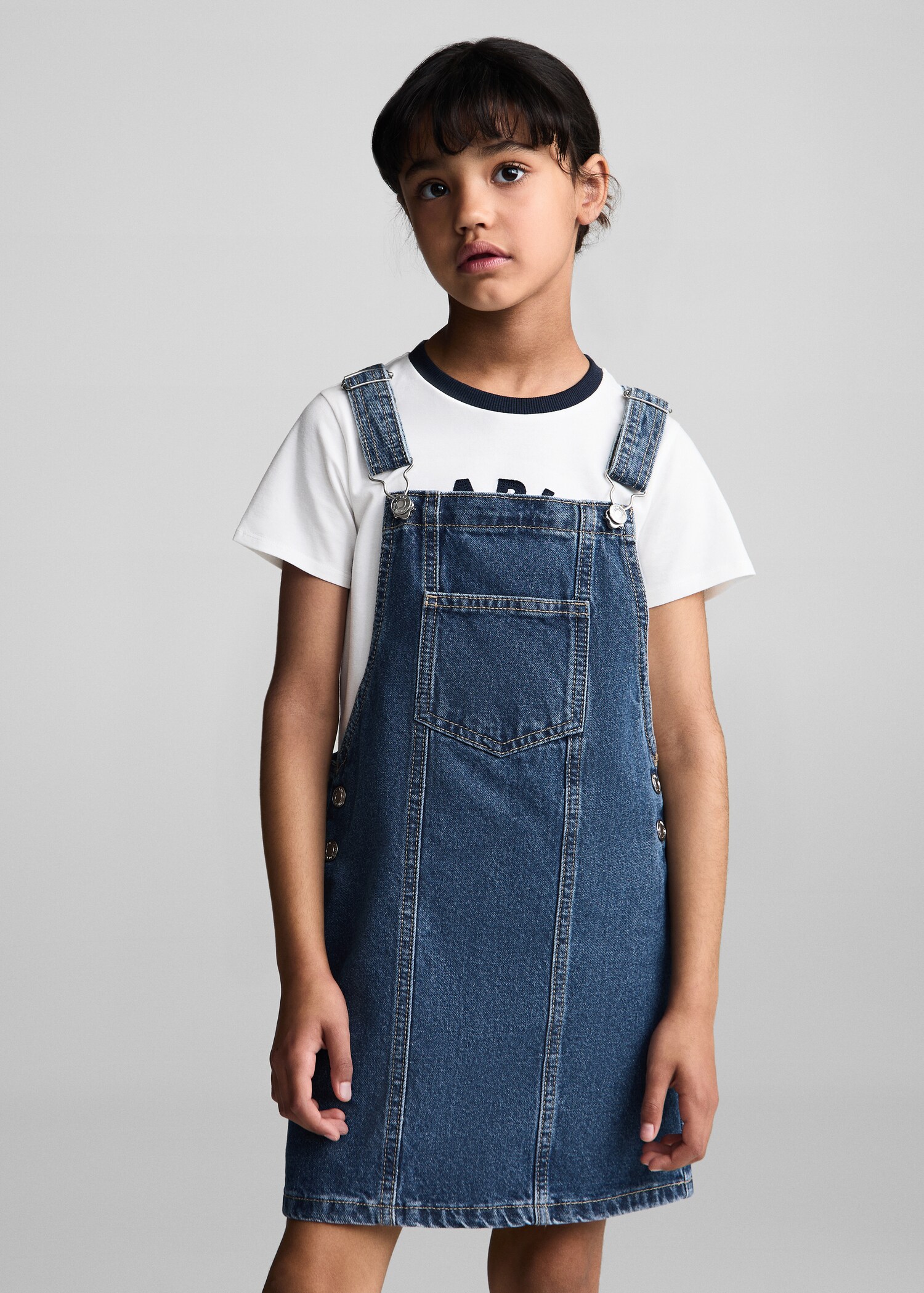 Short denim pinafore