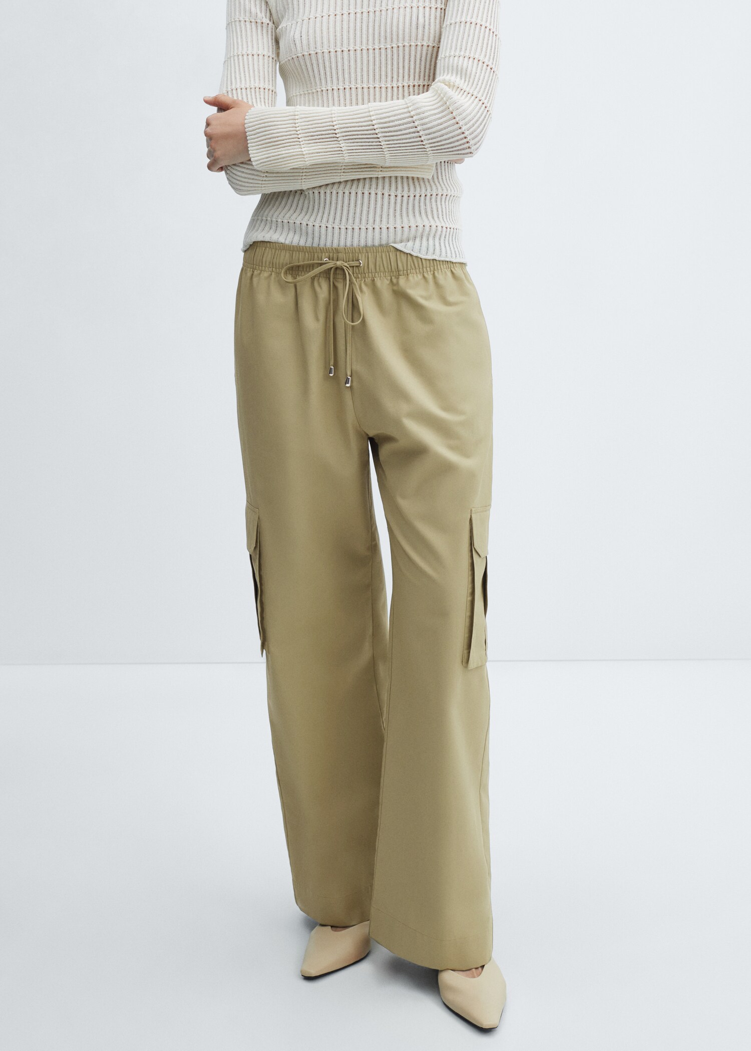 Elastic waist cargo pants