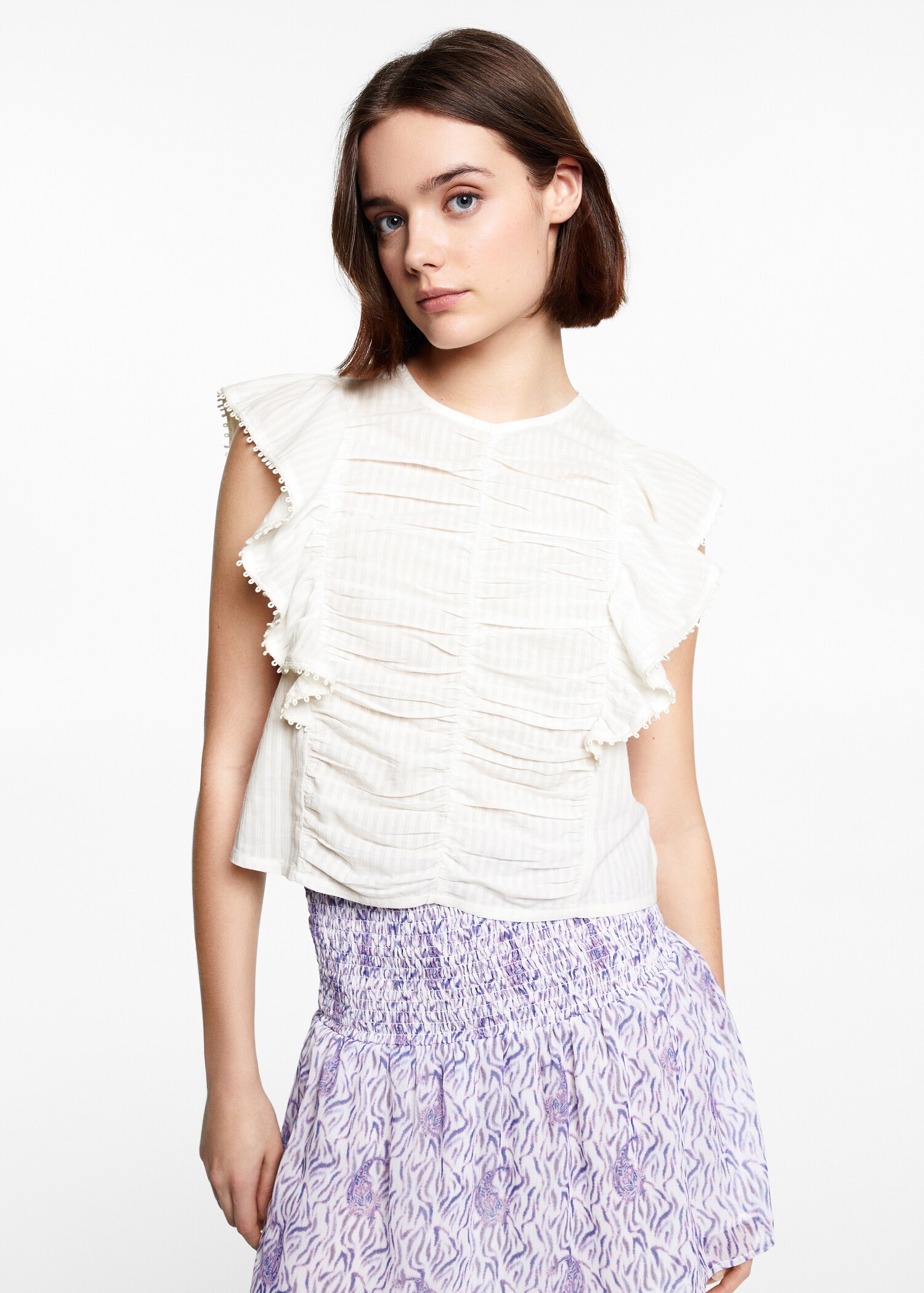 Ruched blouse with ruffles