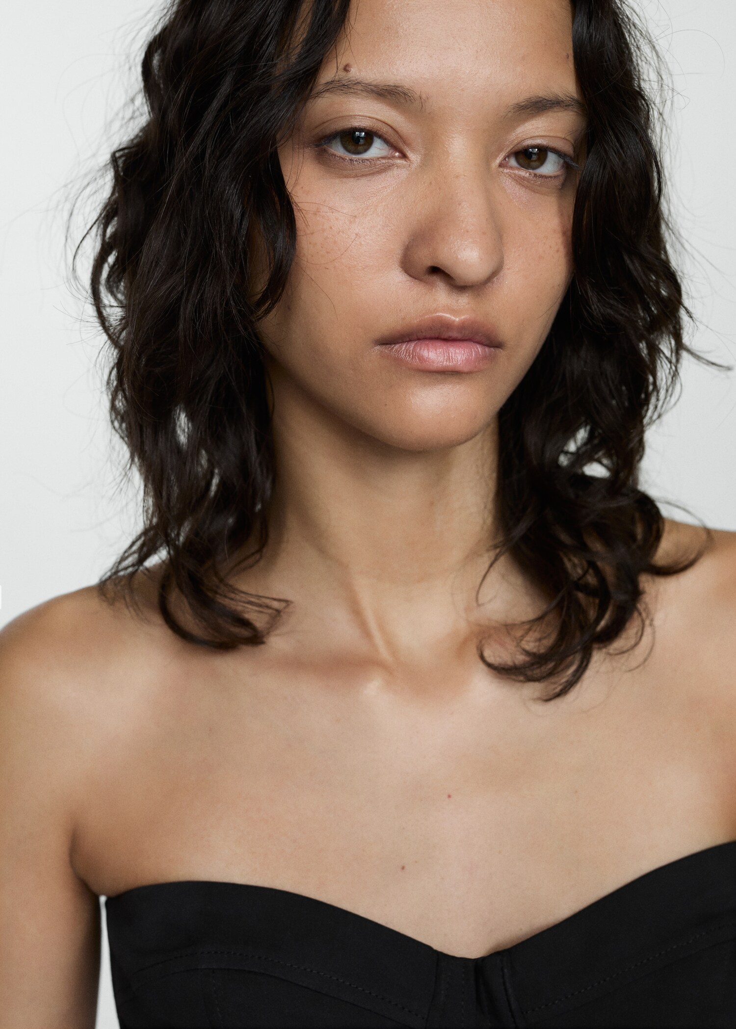Strapless cropped top