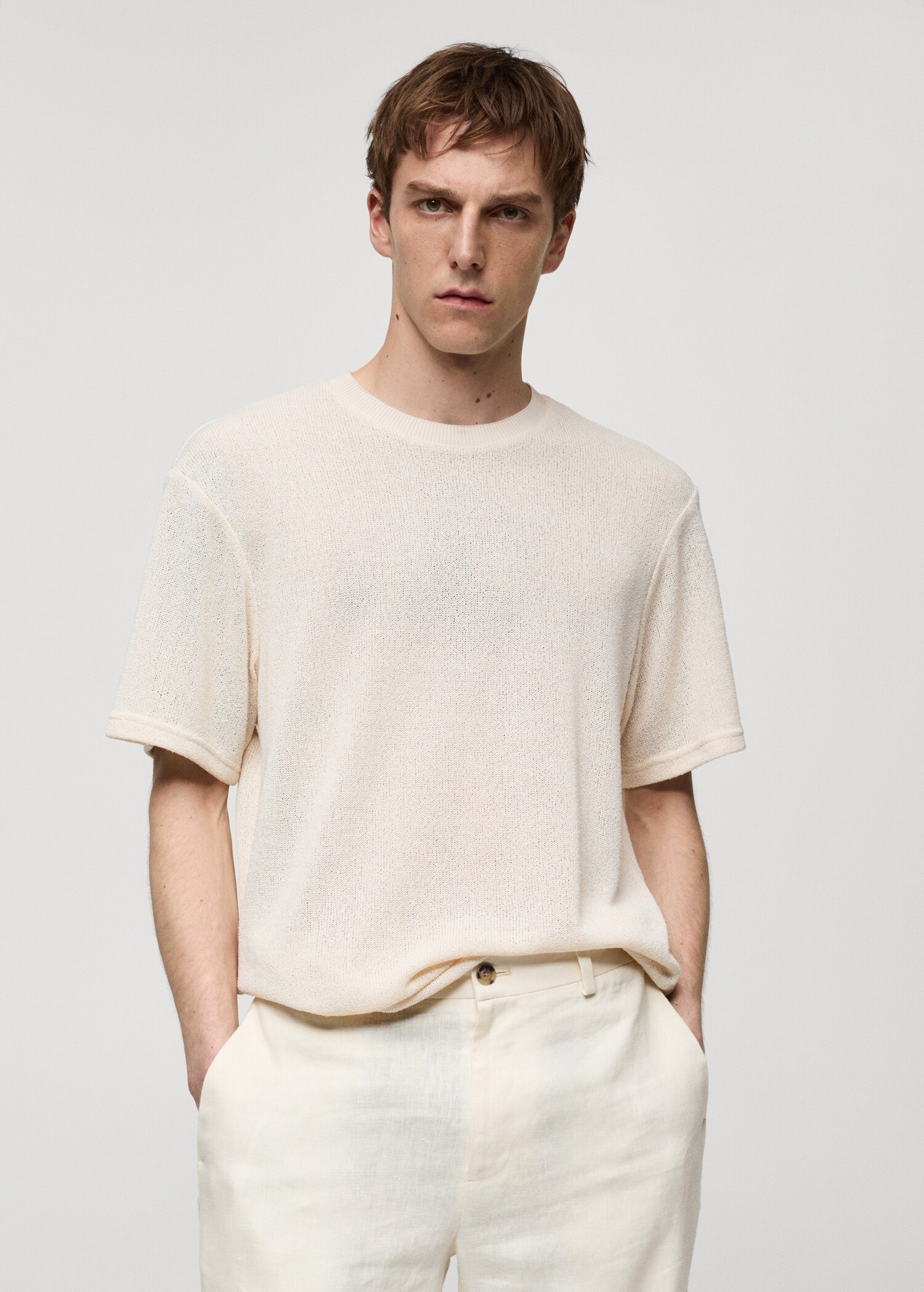 T-shirt with regular-fit structure