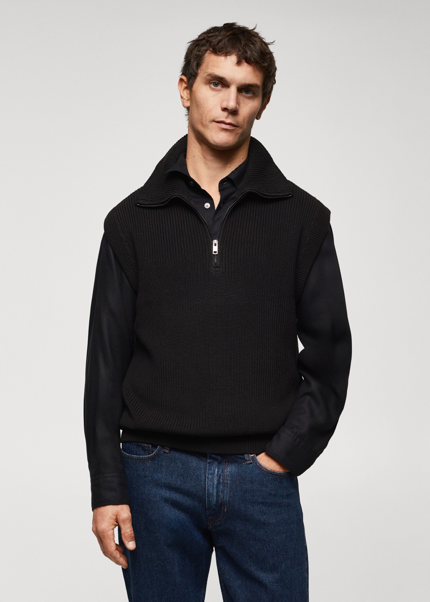 Perkins-neck gilet with zip