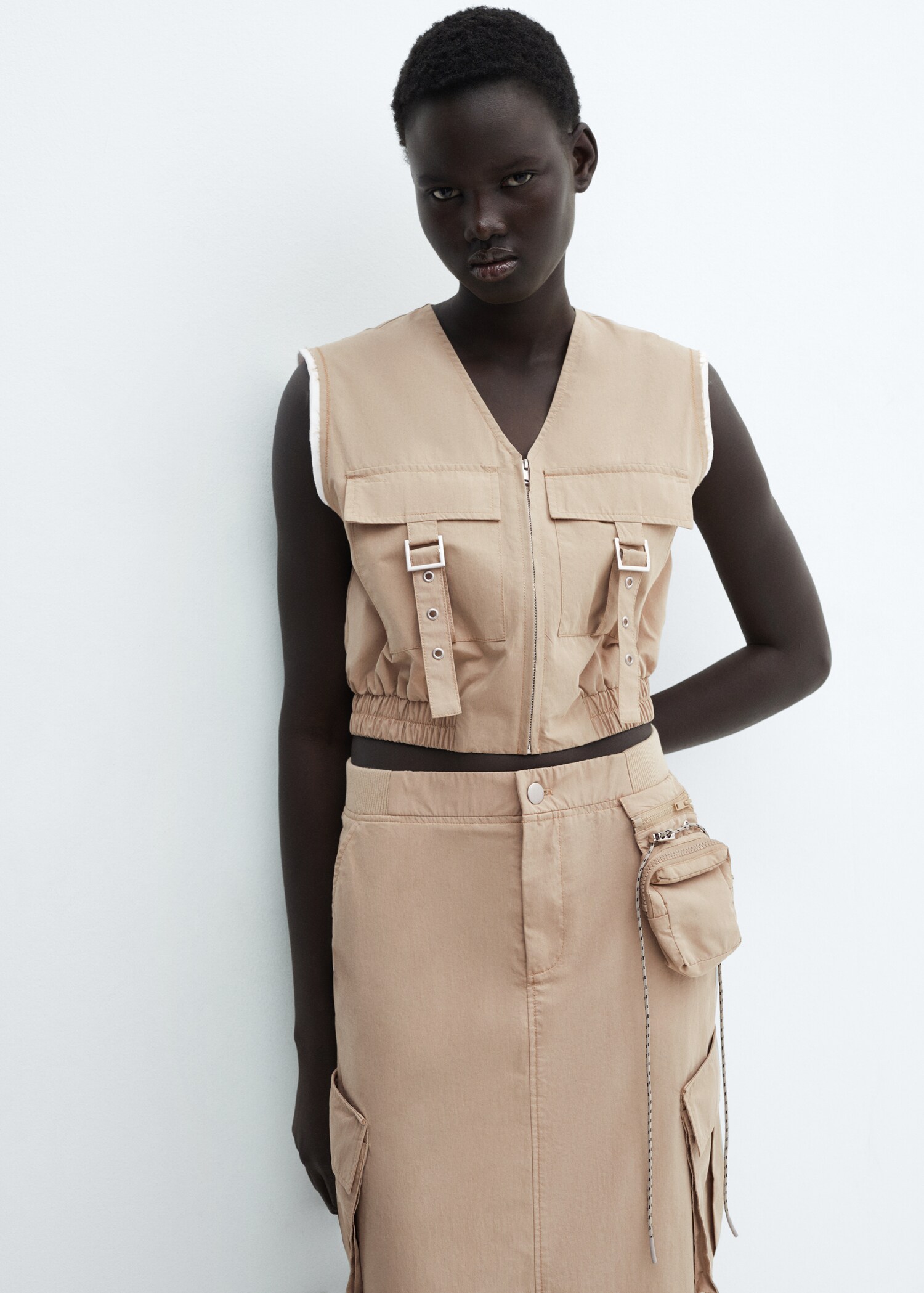 Gilet with cargo pockets