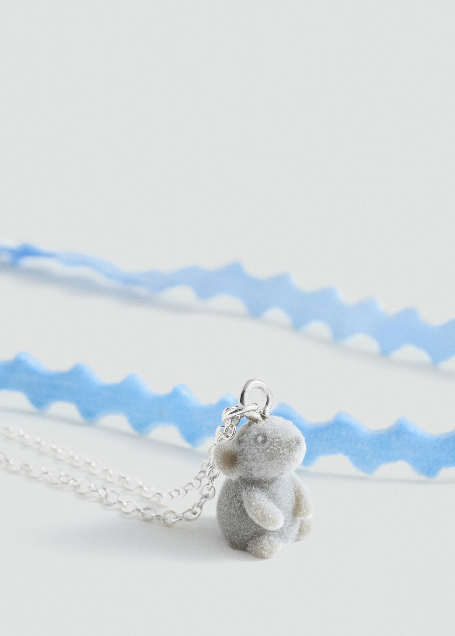 Mouse hanging necklace