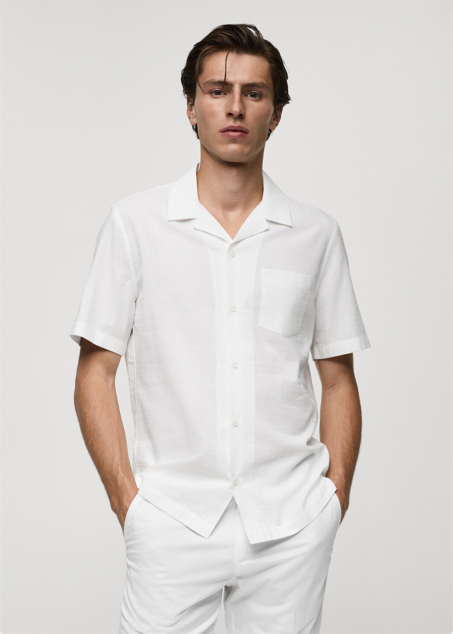 Regular-fit 100% seersucker cotton shirt