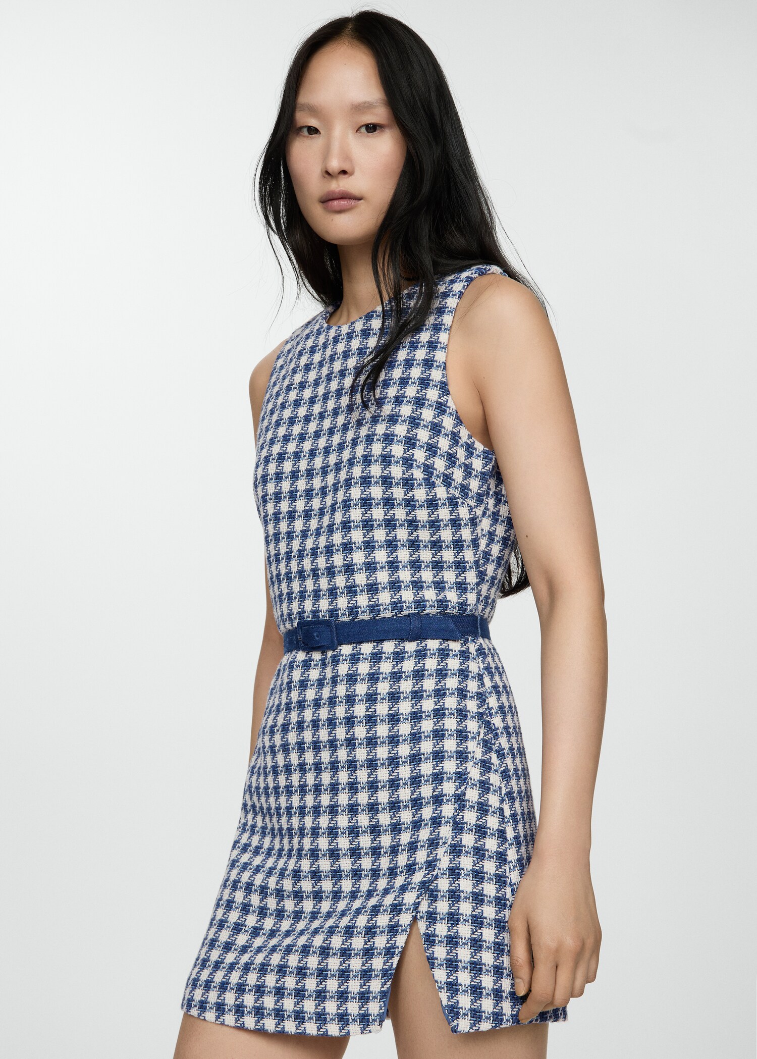 Houndstooth dress with belt