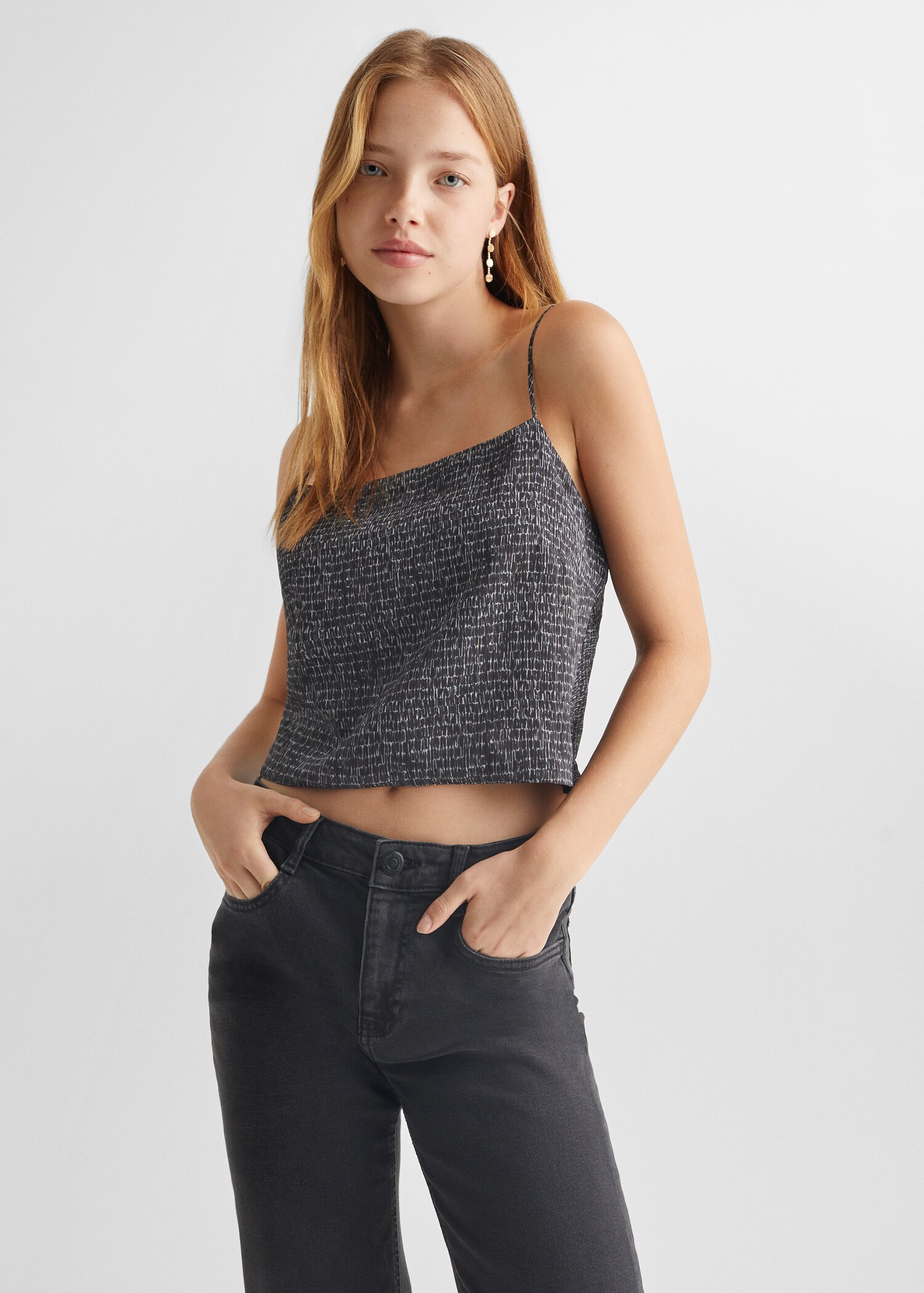 Knot crop top
