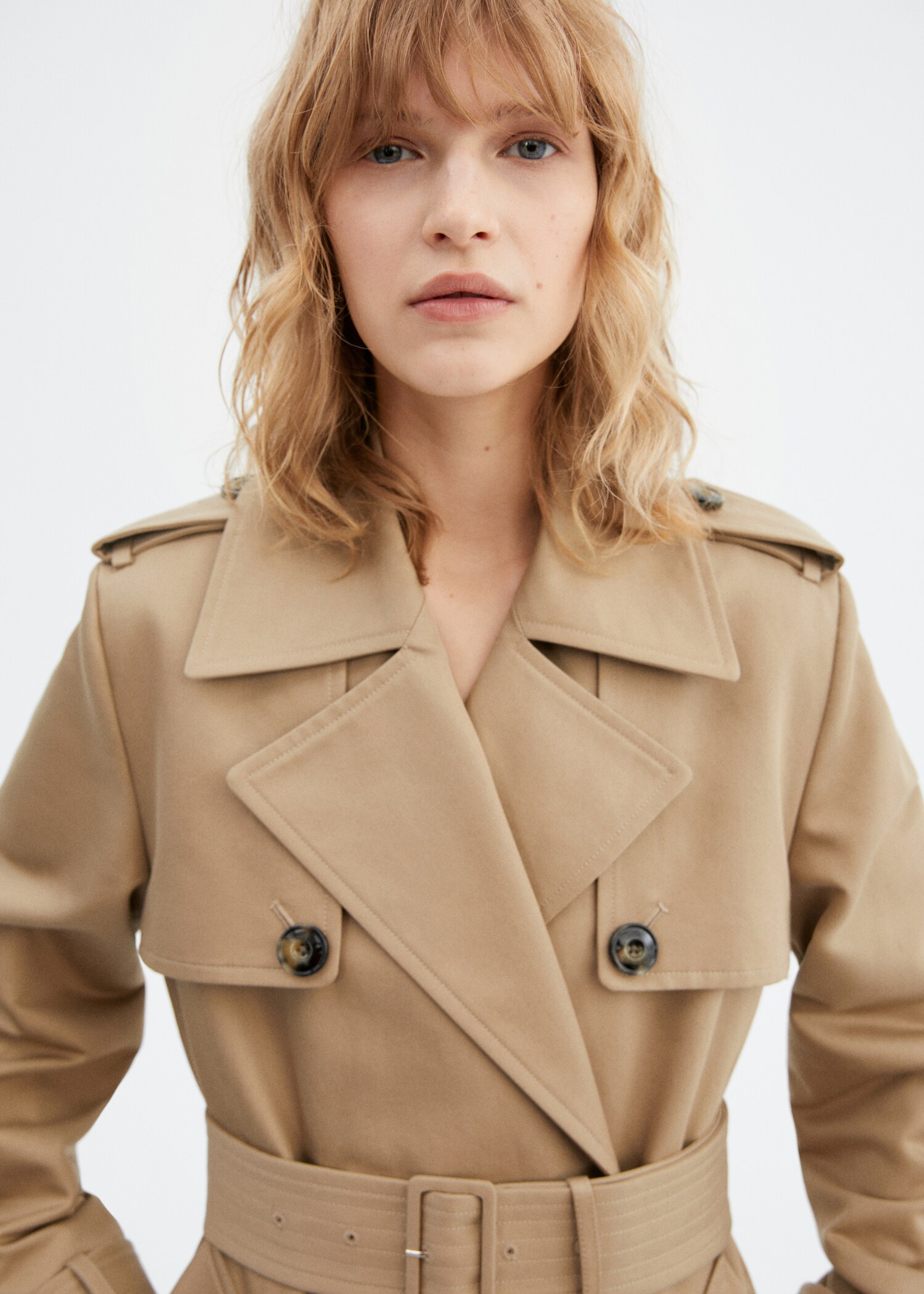 Water-repellent premium trench coat