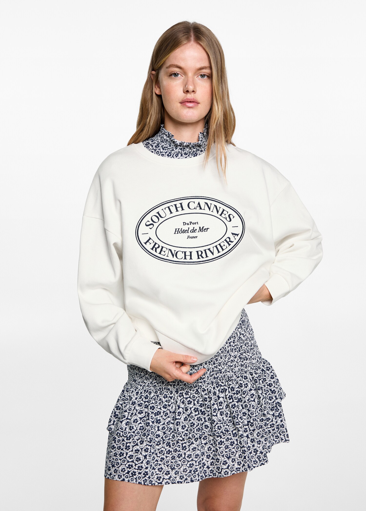 Embroidered detail cotton sweatshirt