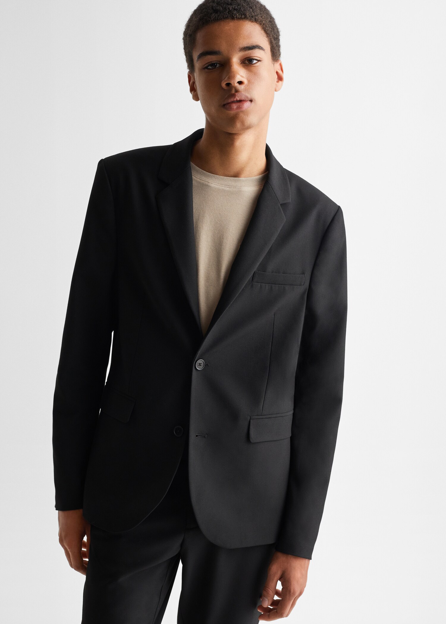 Slim-fit suit blazer