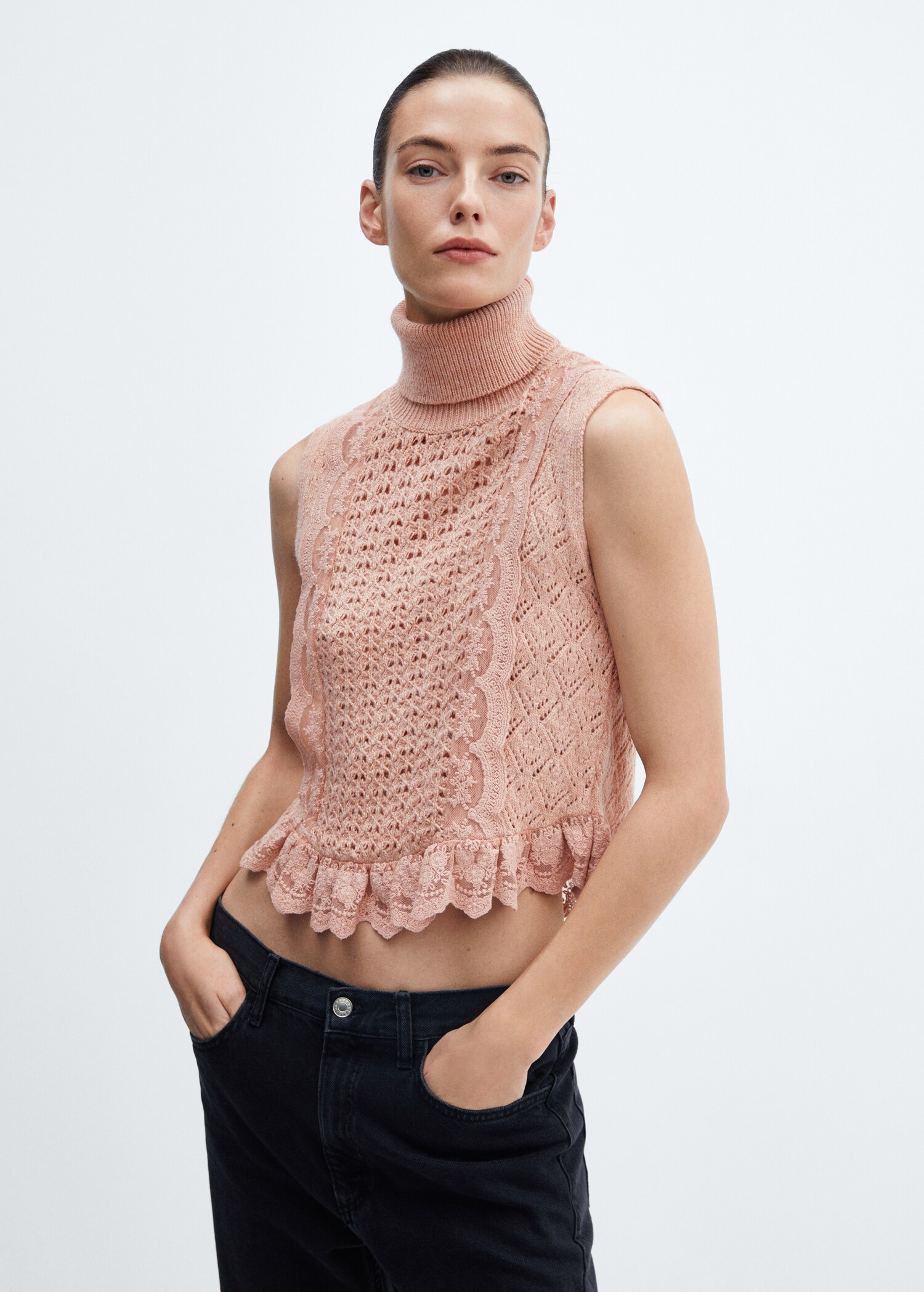Ruffled openwork gilet