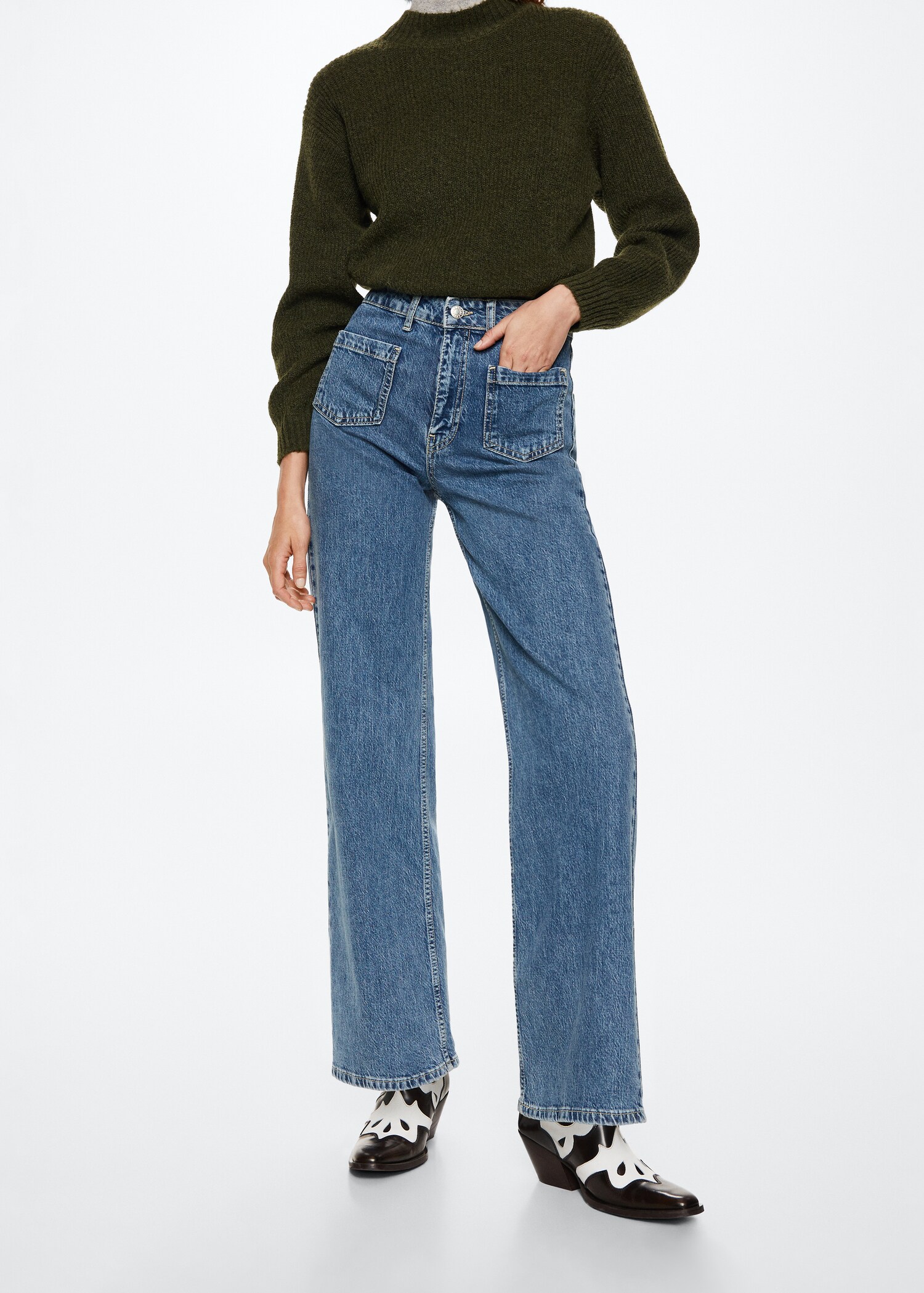 Wide-leg jeans with pockets