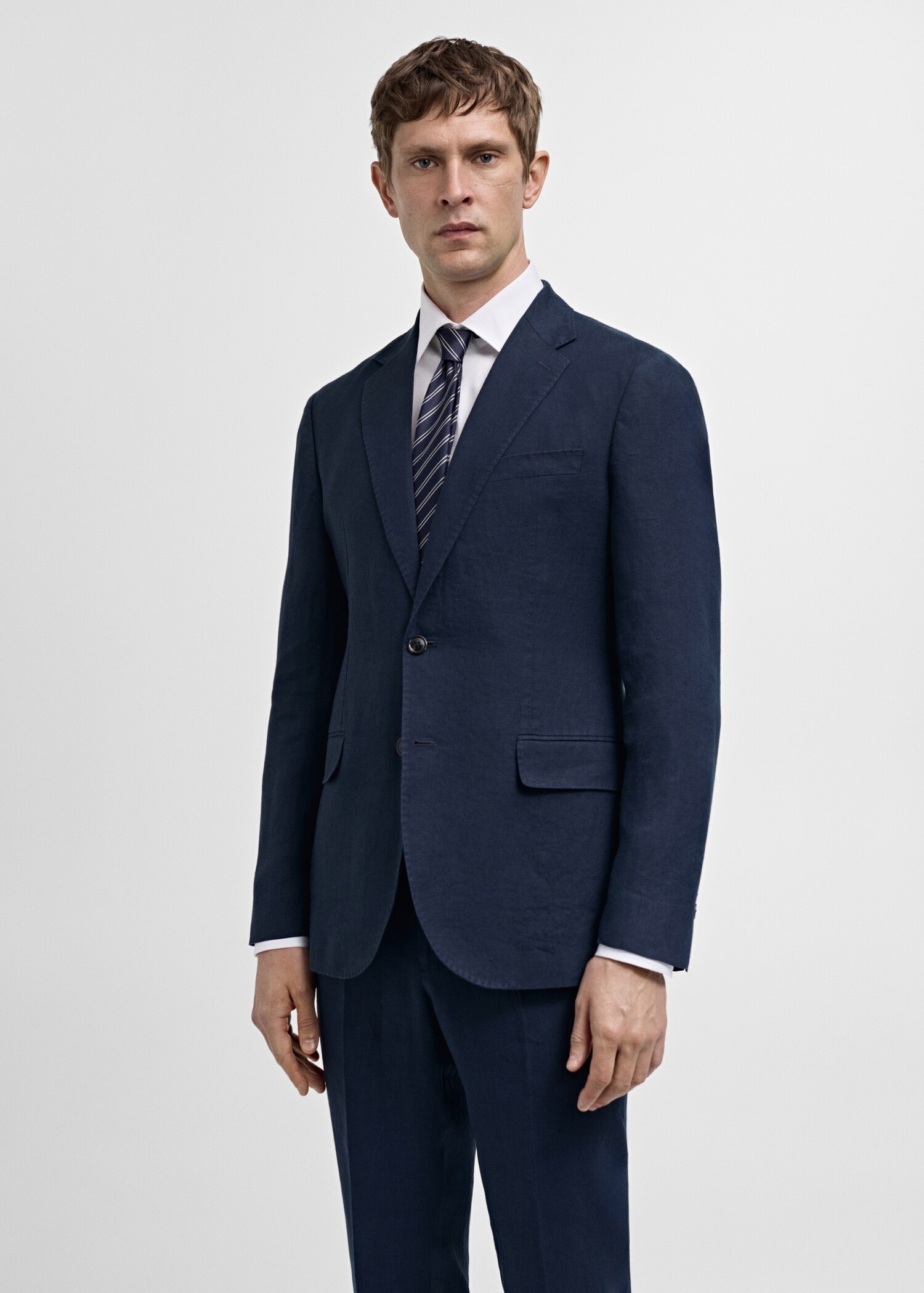 100% linen slim-fit suit jacket