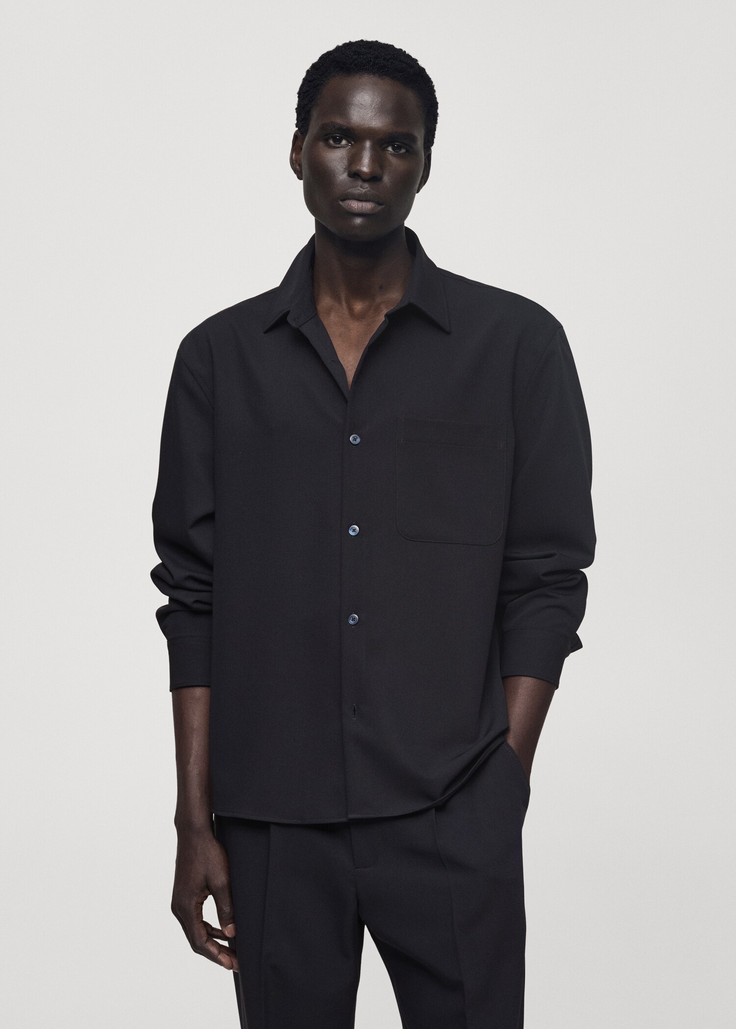 Regular-fit shirt with pocket
